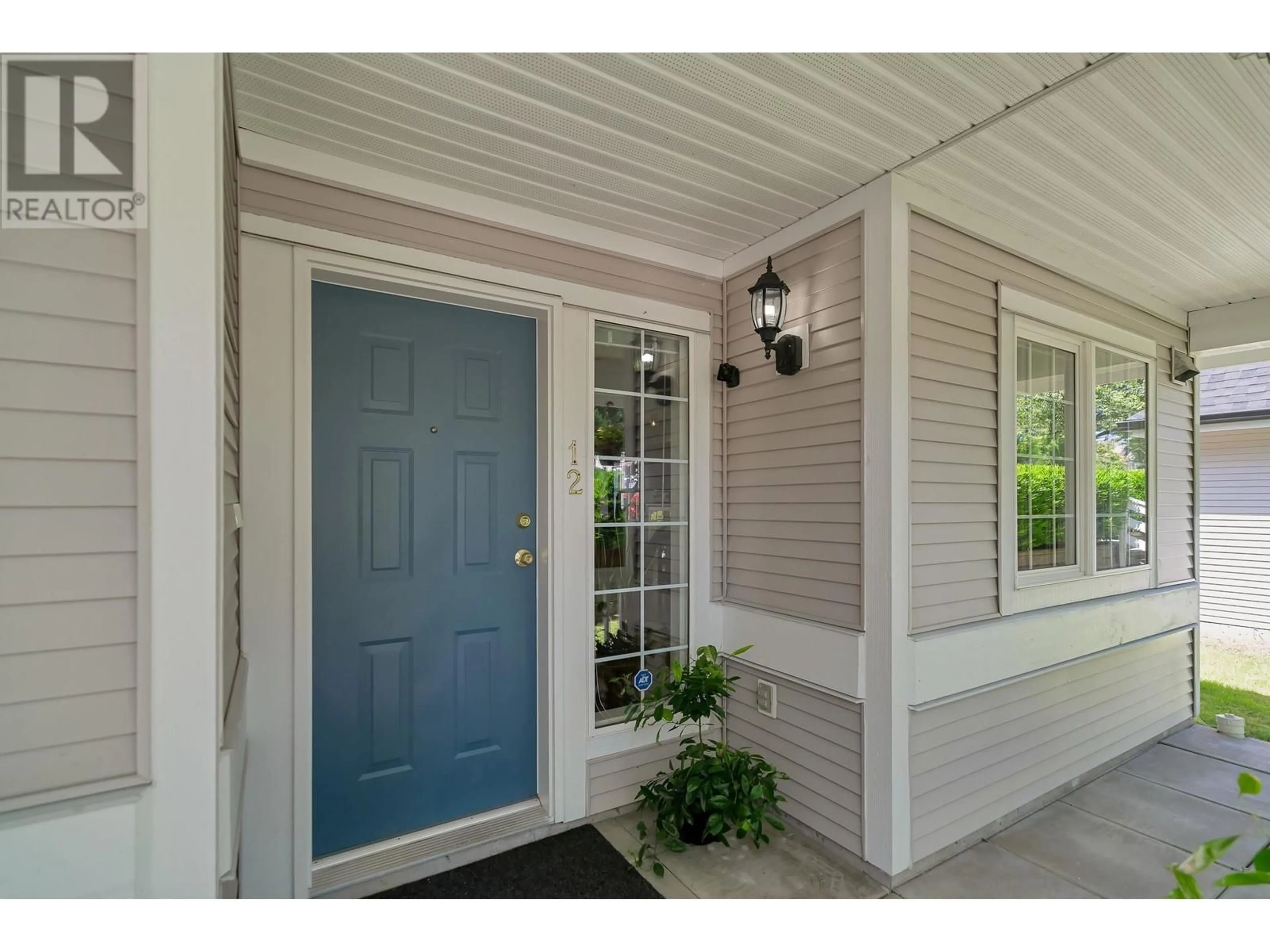 Indoor entryway for 12 - 11355 236 STREET, Maple Ridge British Columbia V2W1W4