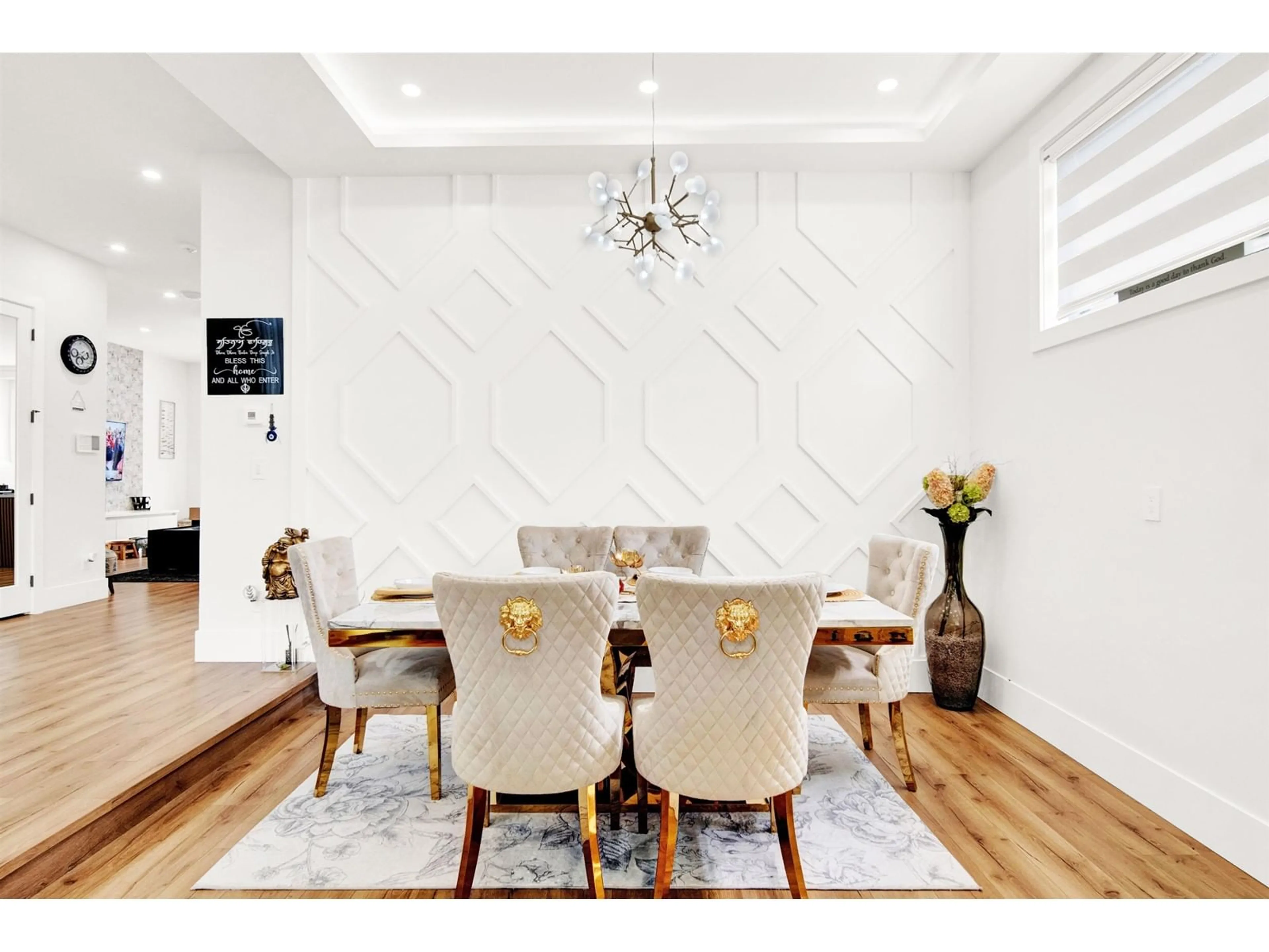 Dining room, unknown for 15496 22, Surrey British Columbia V4A2C2