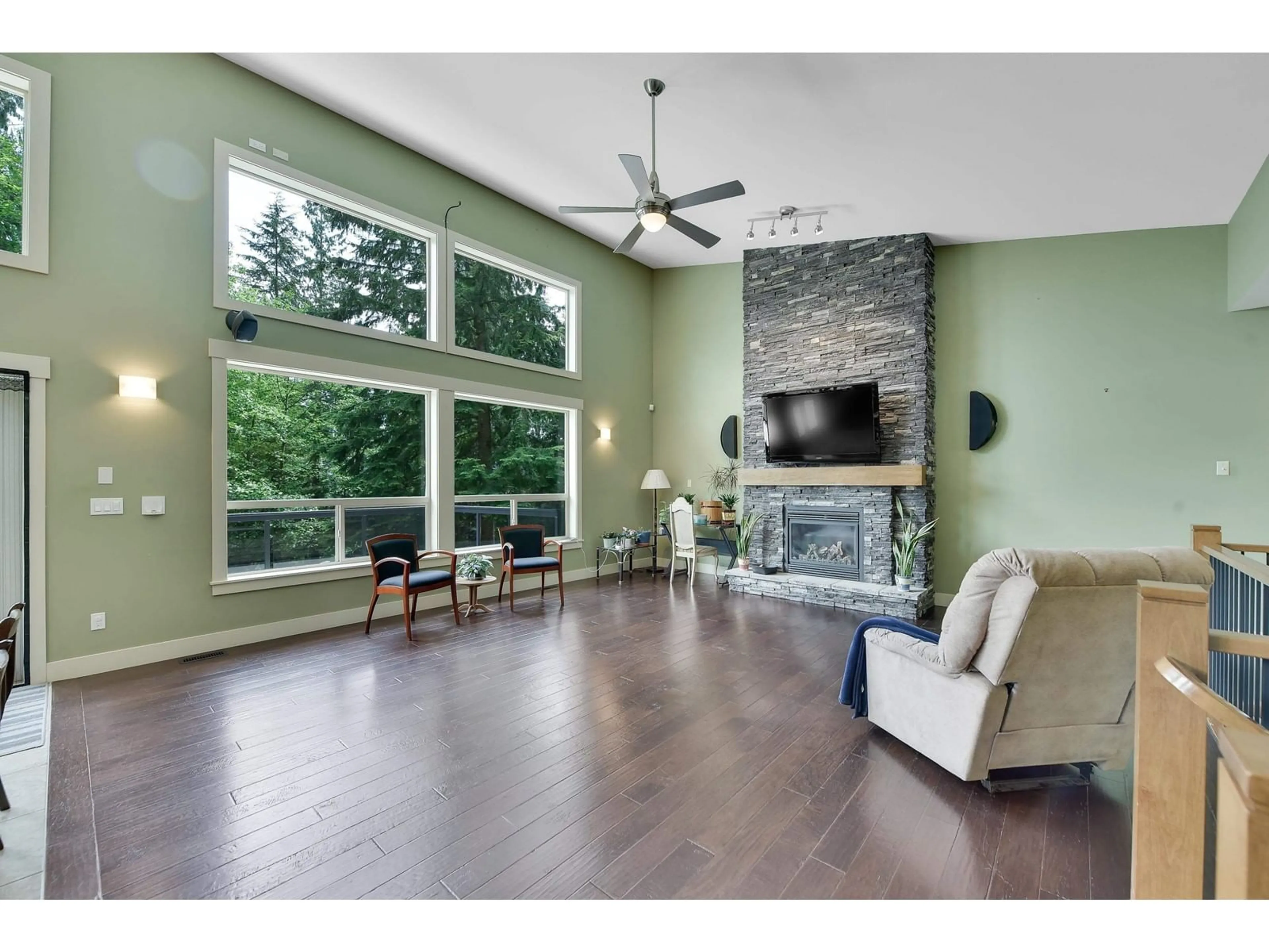 Living room with furniture, unknown for 11759 WILSON, Mission British Columbia V4S1B6