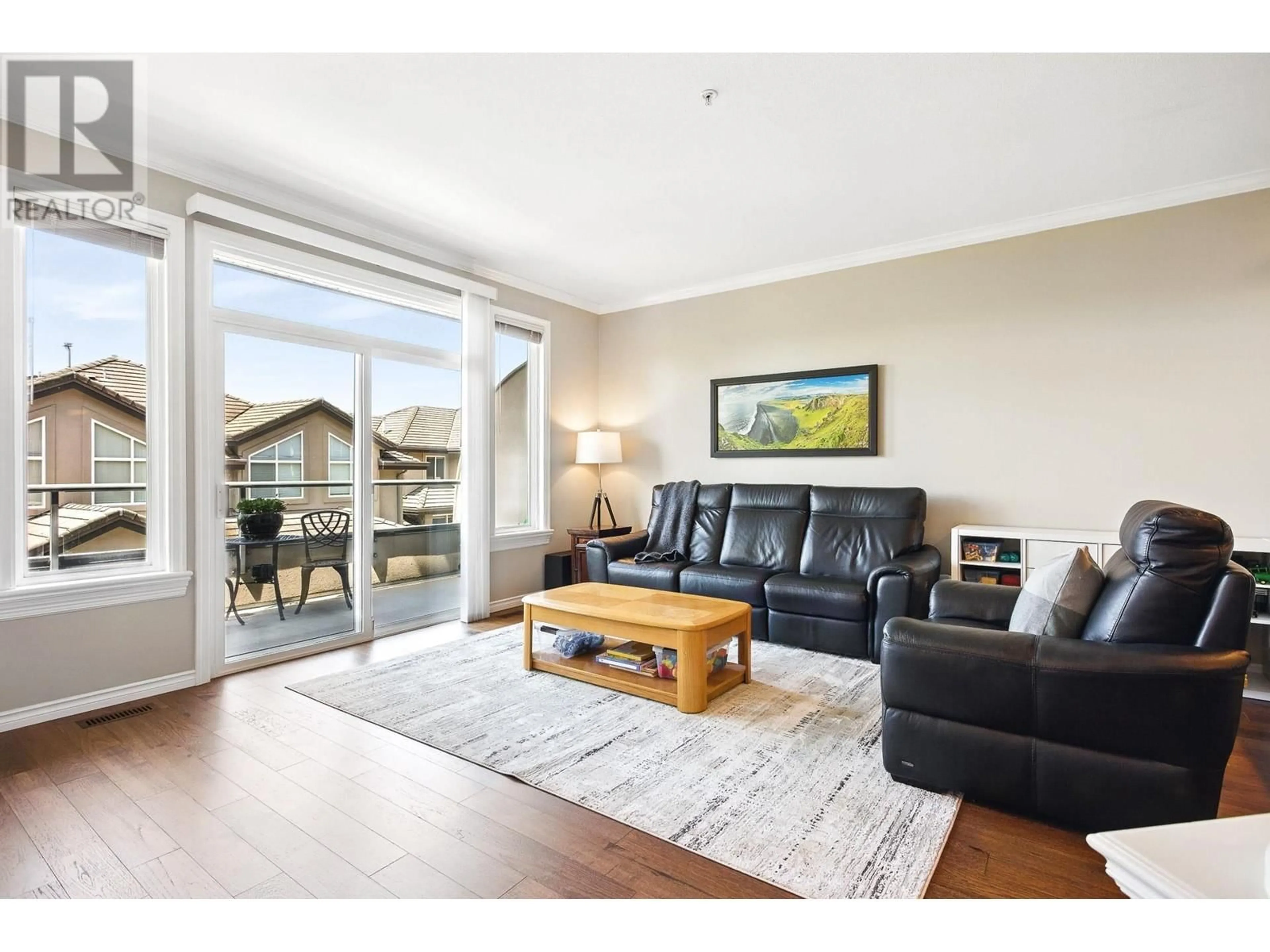 Living room with furniture, wood/laminate floor for 13 - 688 CITADEL DRIVE, Port Coquitlam British Columbia V3C6M8