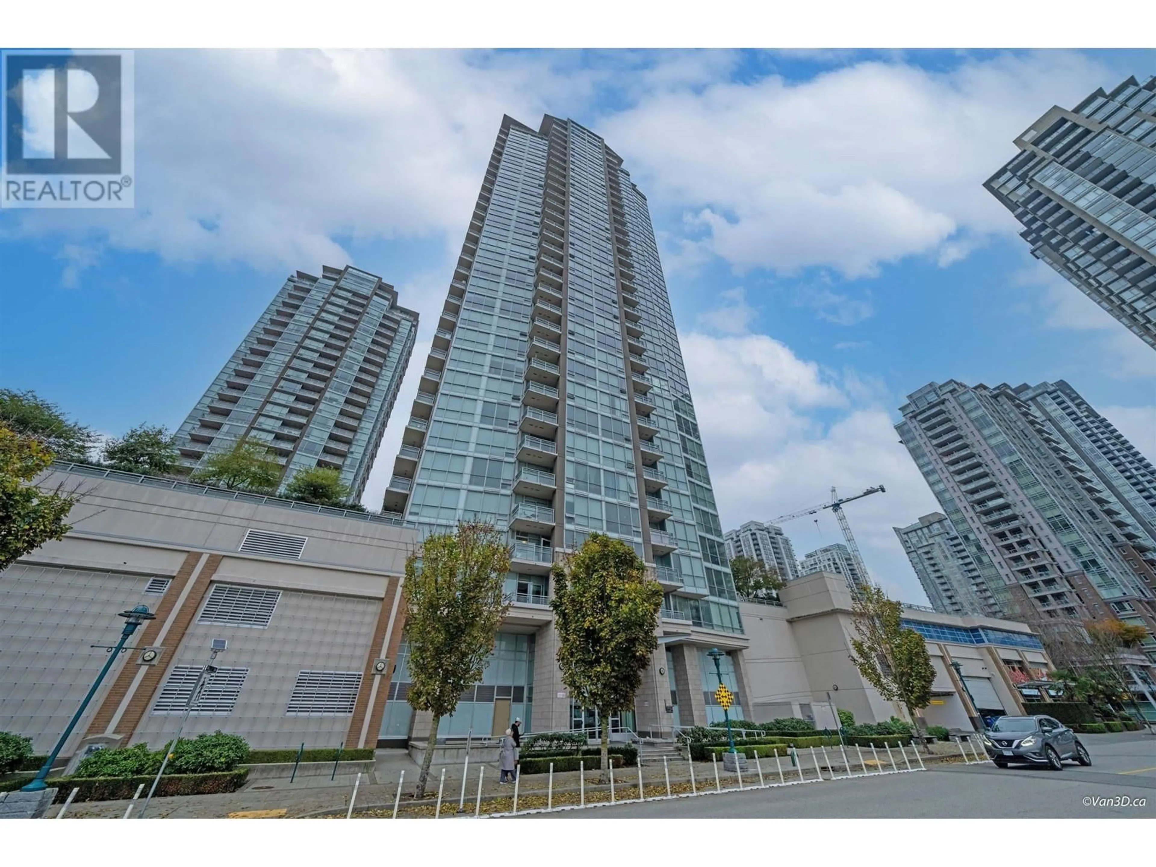 Indoor foyer for 2602 - 2975 ATLANTIC AVENUE, Coquitlam British Columbia V3B0C5
