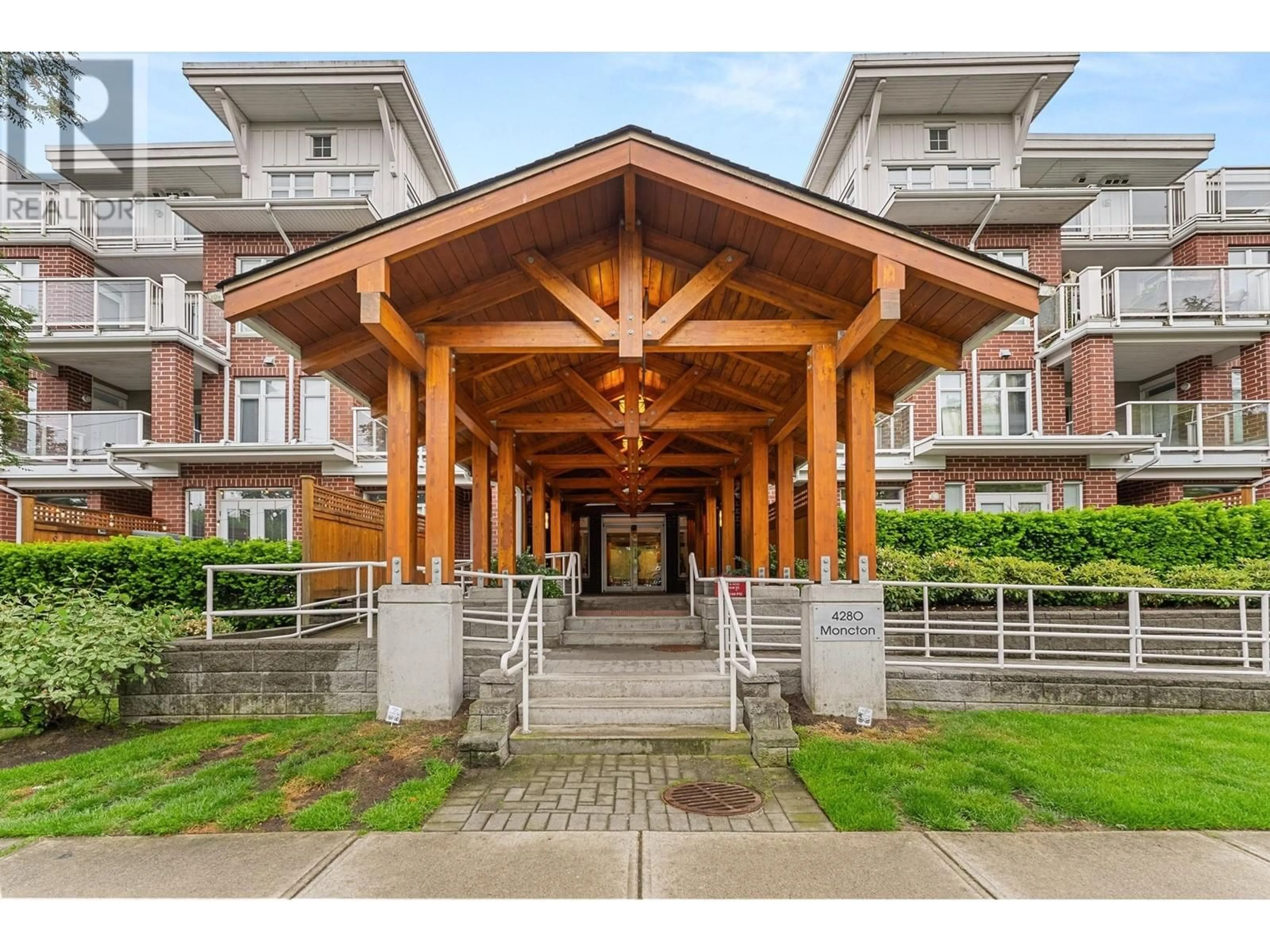 Indoor foyer for 325 - 4280 MONCTON STREET, Richmond British Columbia V7E6T4
