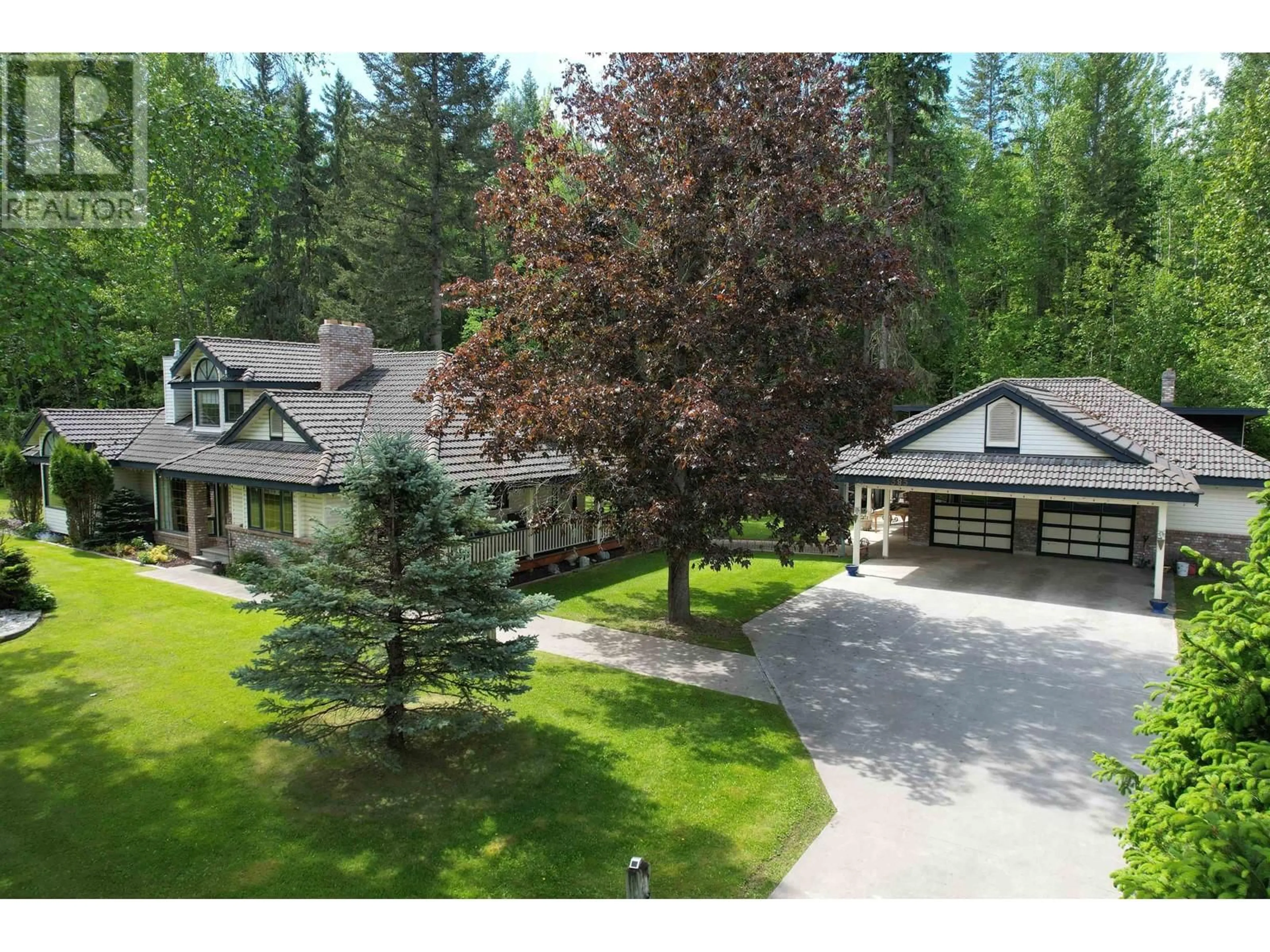 A pic from outside/outdoor area/front of a property/back of a property/a pic from drone, unknown for 1385 WELLS ROAD, Quesnel British Columbia V2J7H1
