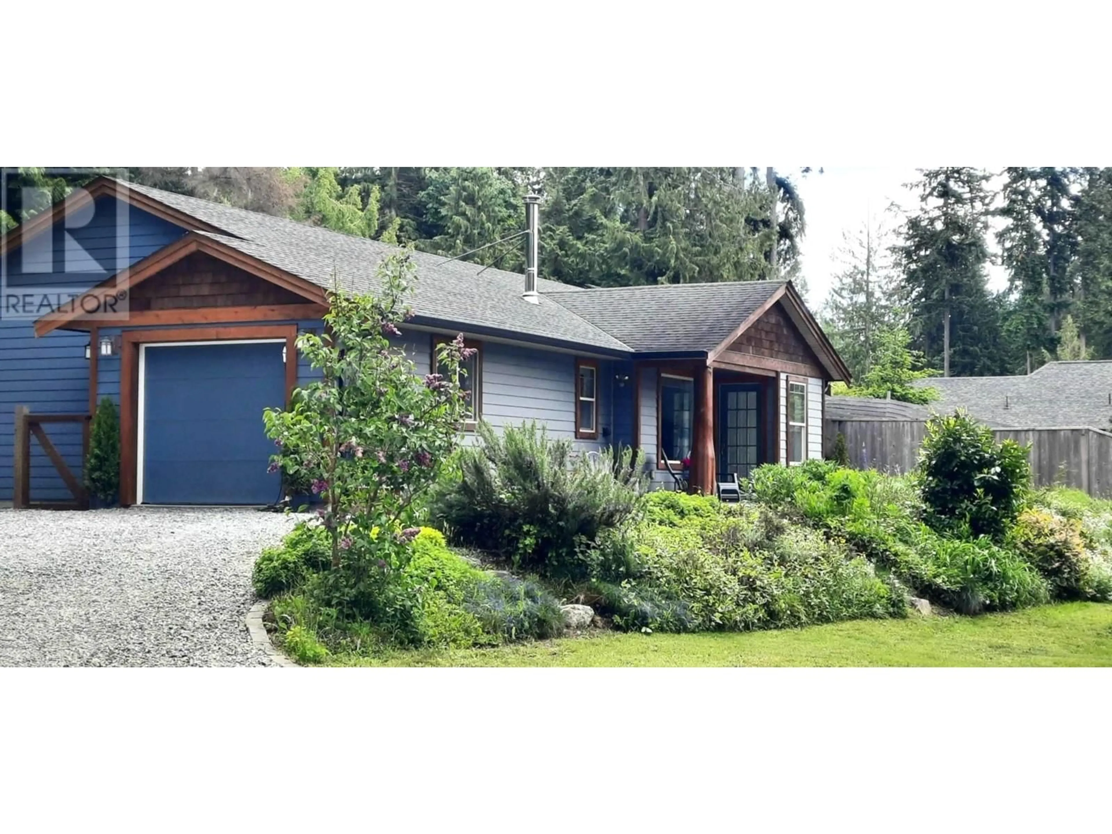 A pic from outside/outdoor area/front of a property/back of a property/a pic from drone, street for 1456 GEM PLACE, Roberts Creek British Columbia V0N2W2