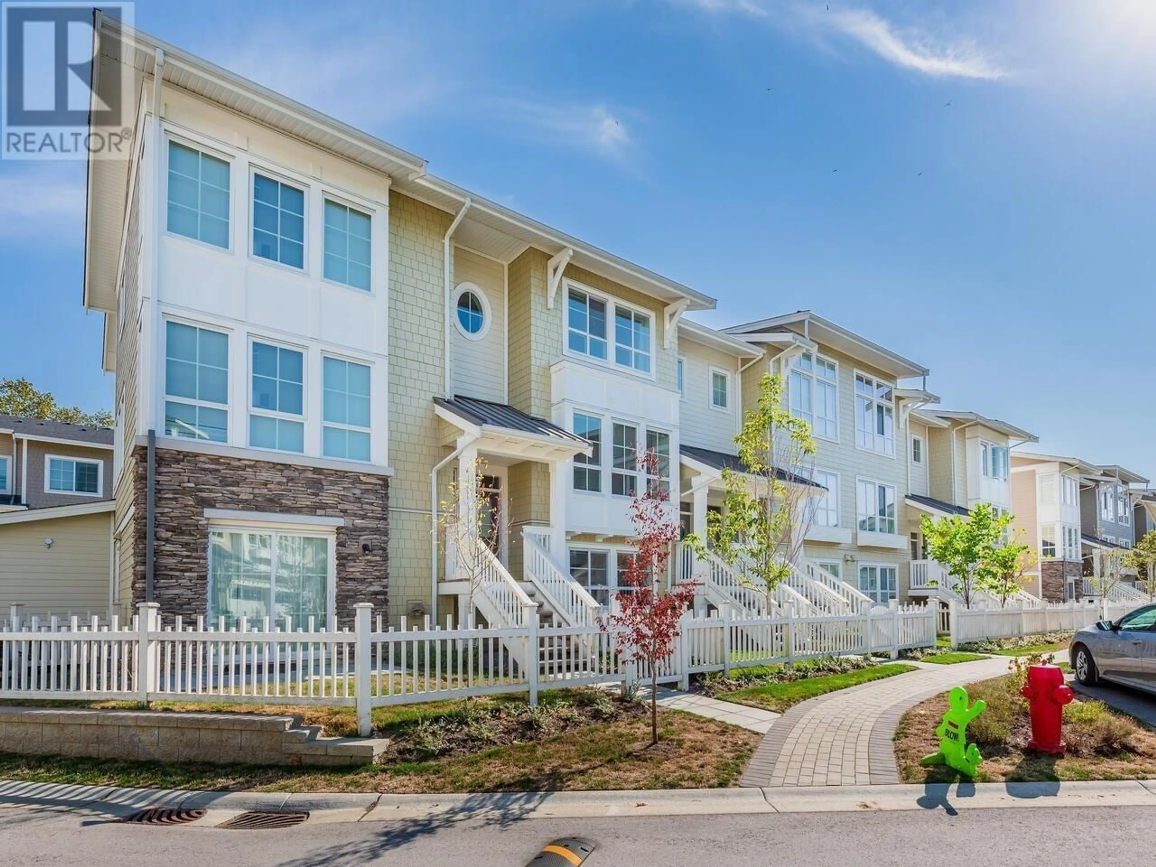 Home with vinyl exterior material, street for 74 - 5551 ADMIRAL WAY, Delta British Columbia V4K0C9