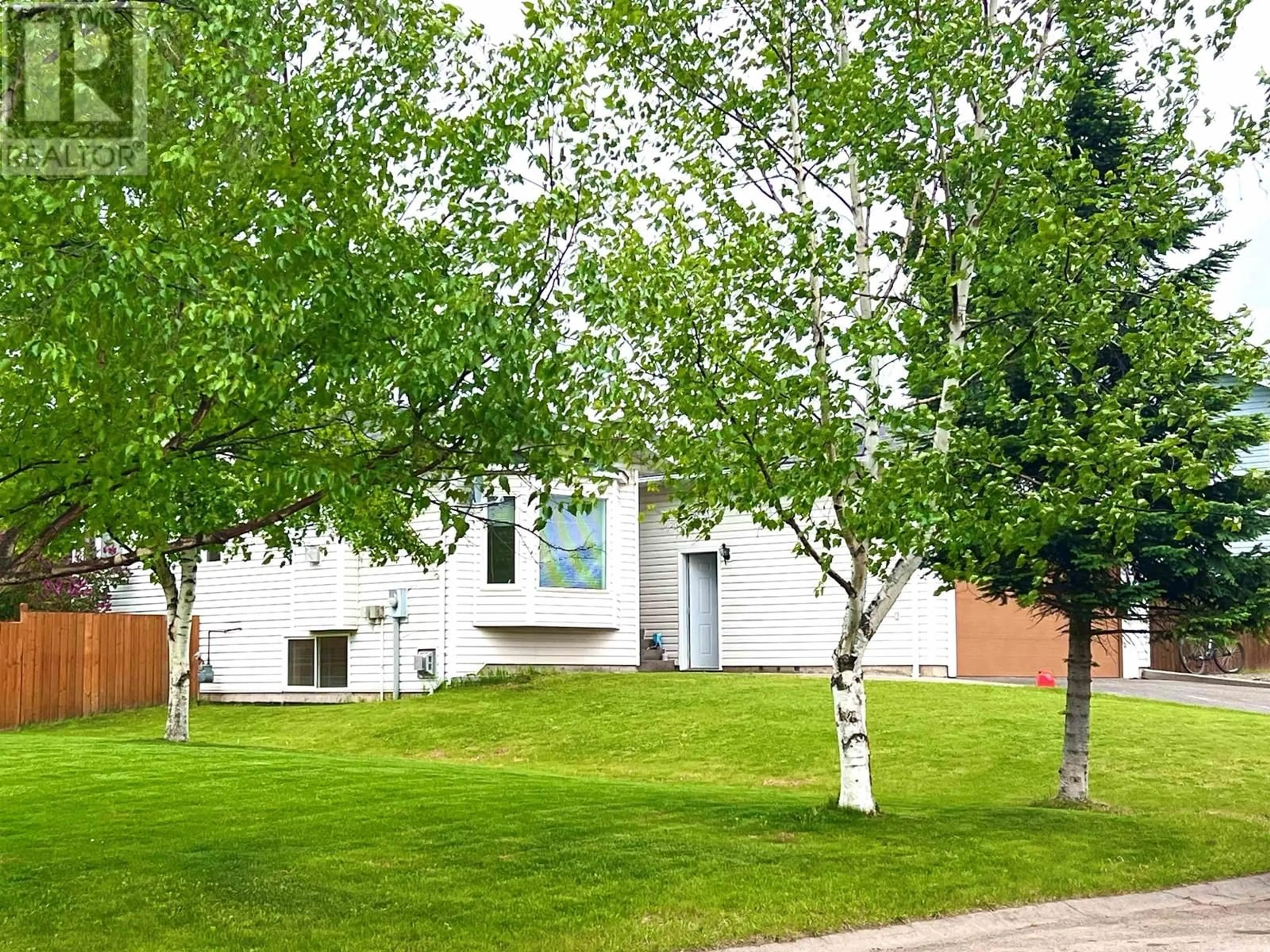 A pic from outside/outdoor area/front of a property/back of a property/a pic from drone, street for 1360 DRIFTWOOD CRESCENT CRESCENT, Smithers British Columbia V0J2N0