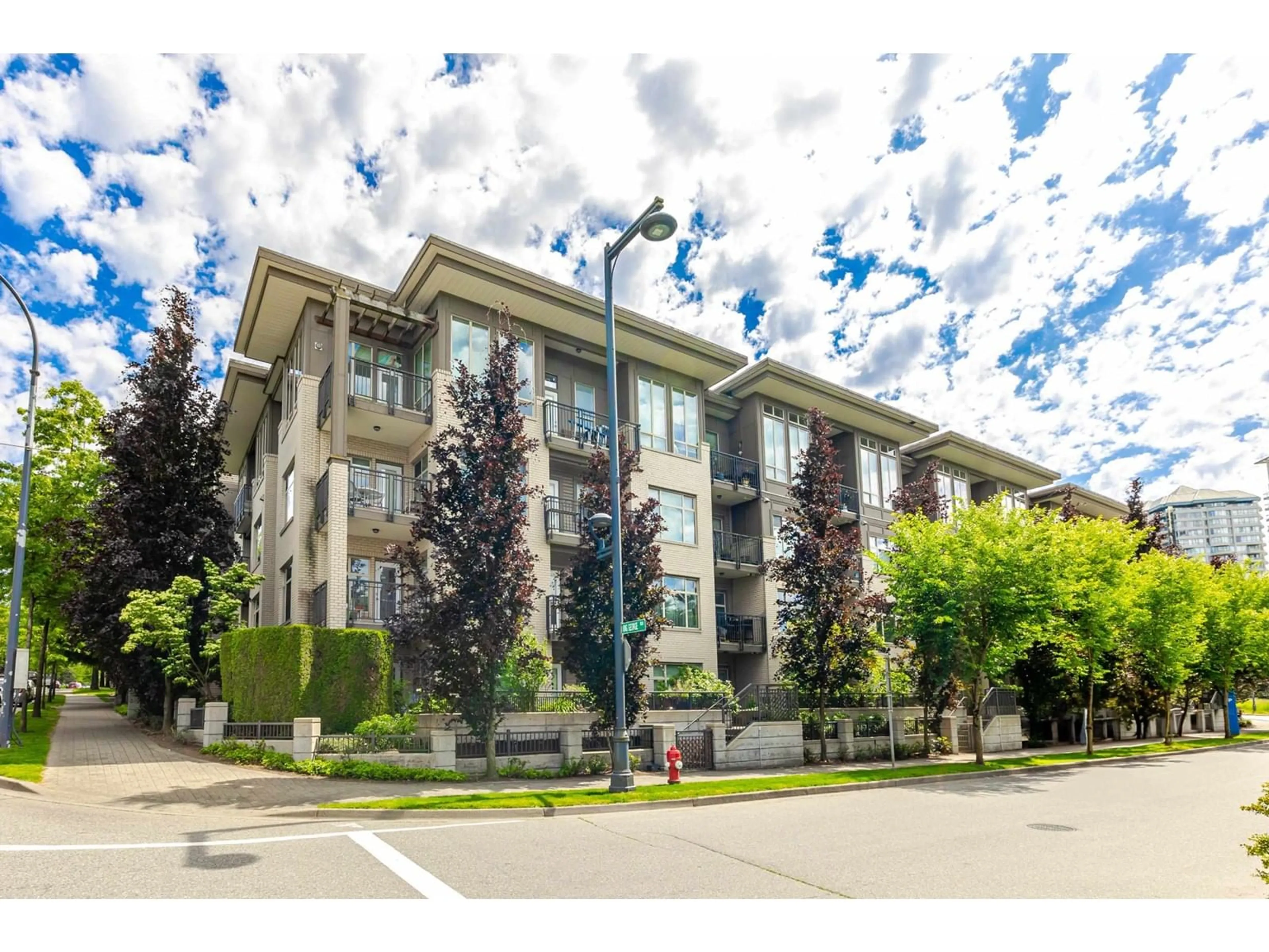 Patio, unknown for 113 - 13468 KING GEORGE, Surrey British Columbia V3T0H5