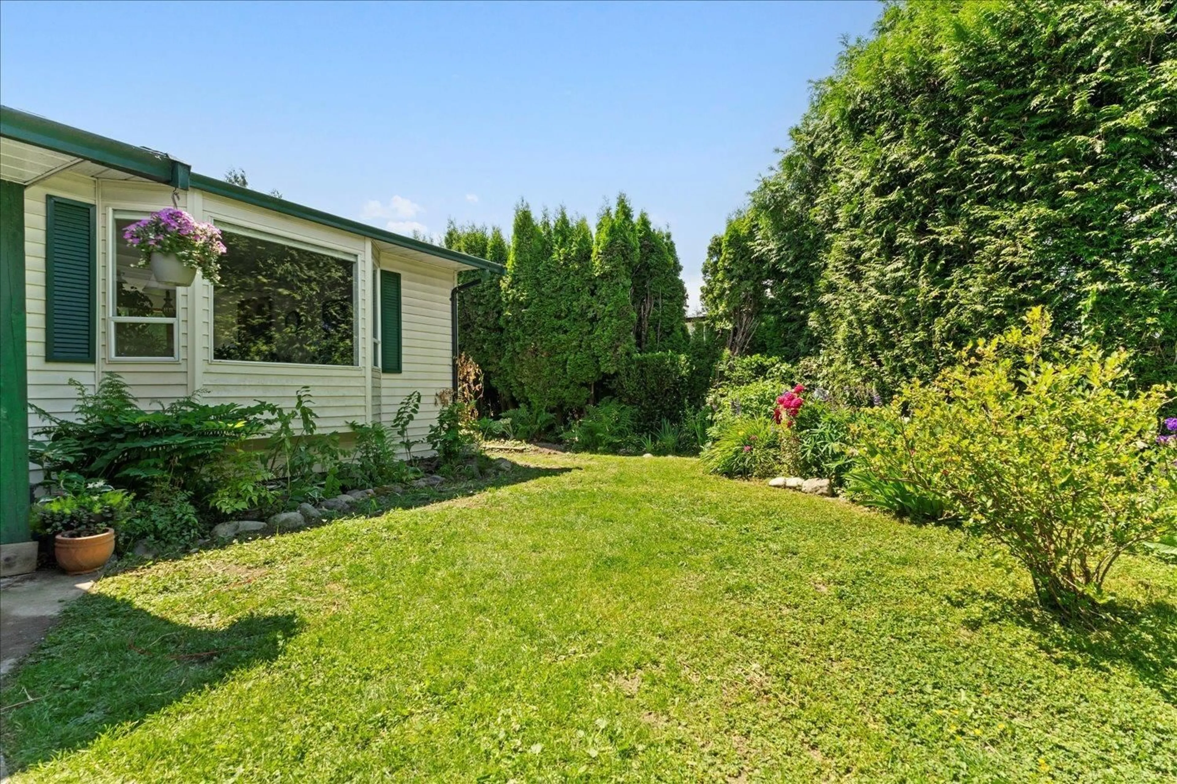 Patio, unknown for 6425 SWANSON STREET, Chilliwack British Columbia V2R1R2