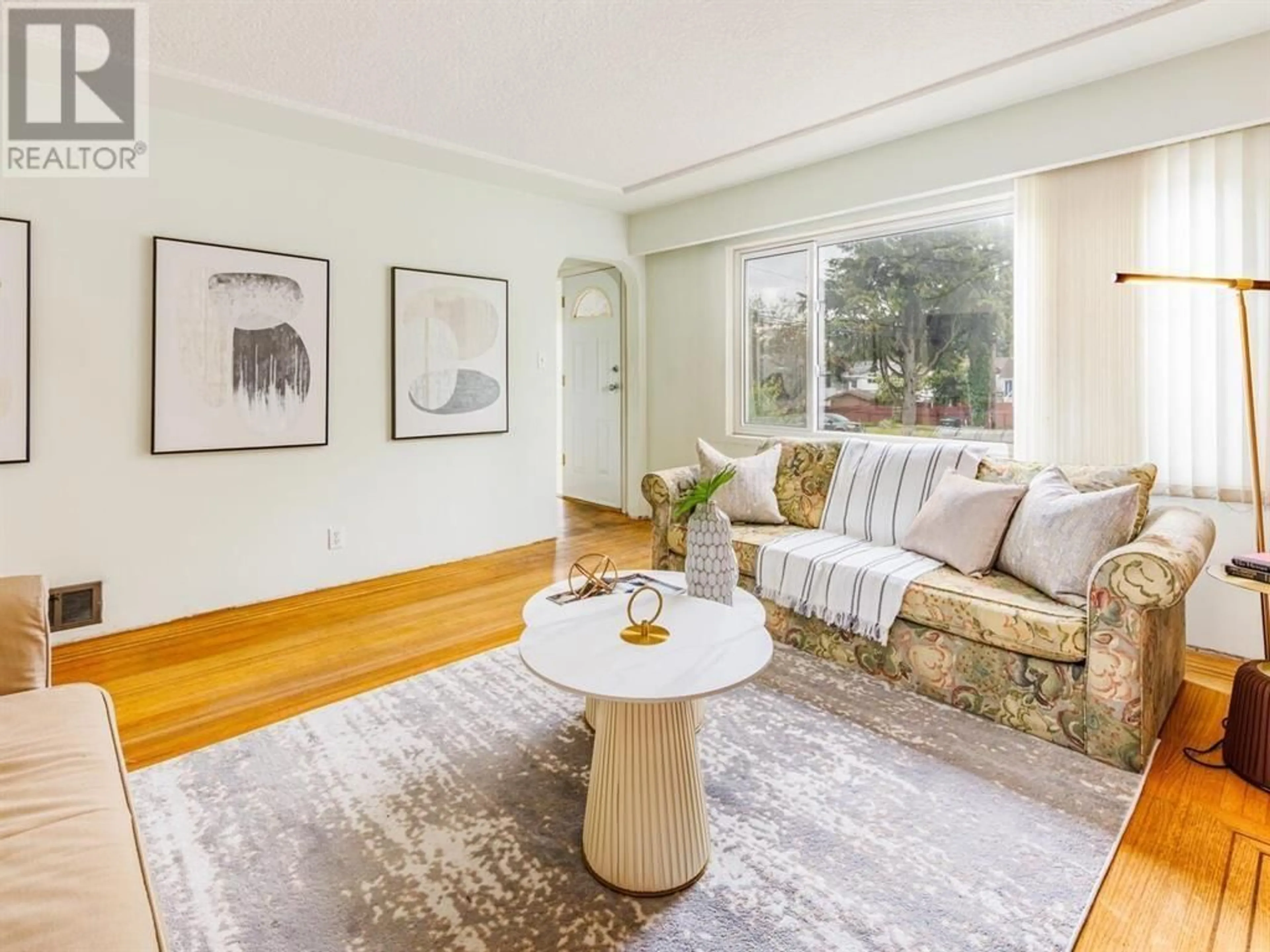 Living room with furniture, unknown for 3687 26TH AVENUE, Vancouver British Columbia V5R1M6