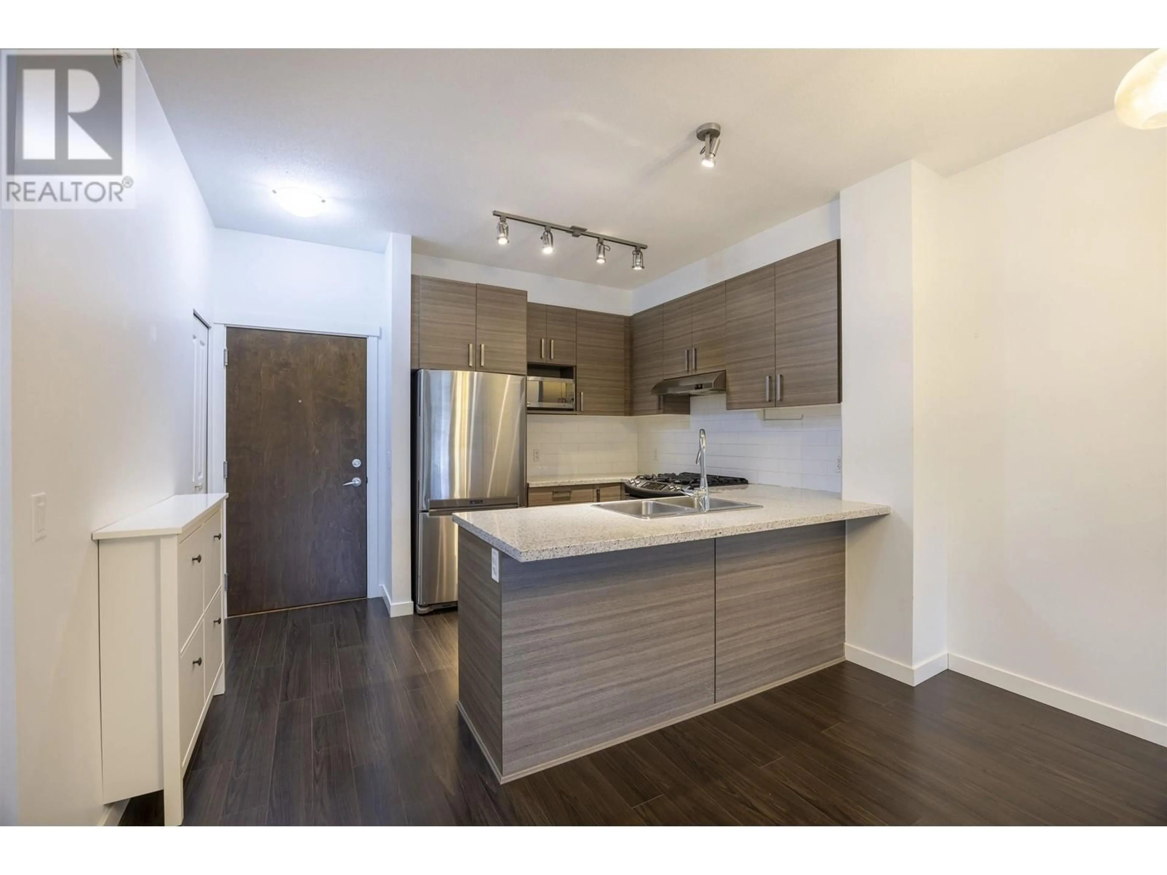 Standard kitchen, wood/laminate floor for 415 - 1150 KENSAL PLACE, Coquitlam British Columbia V3B0H4