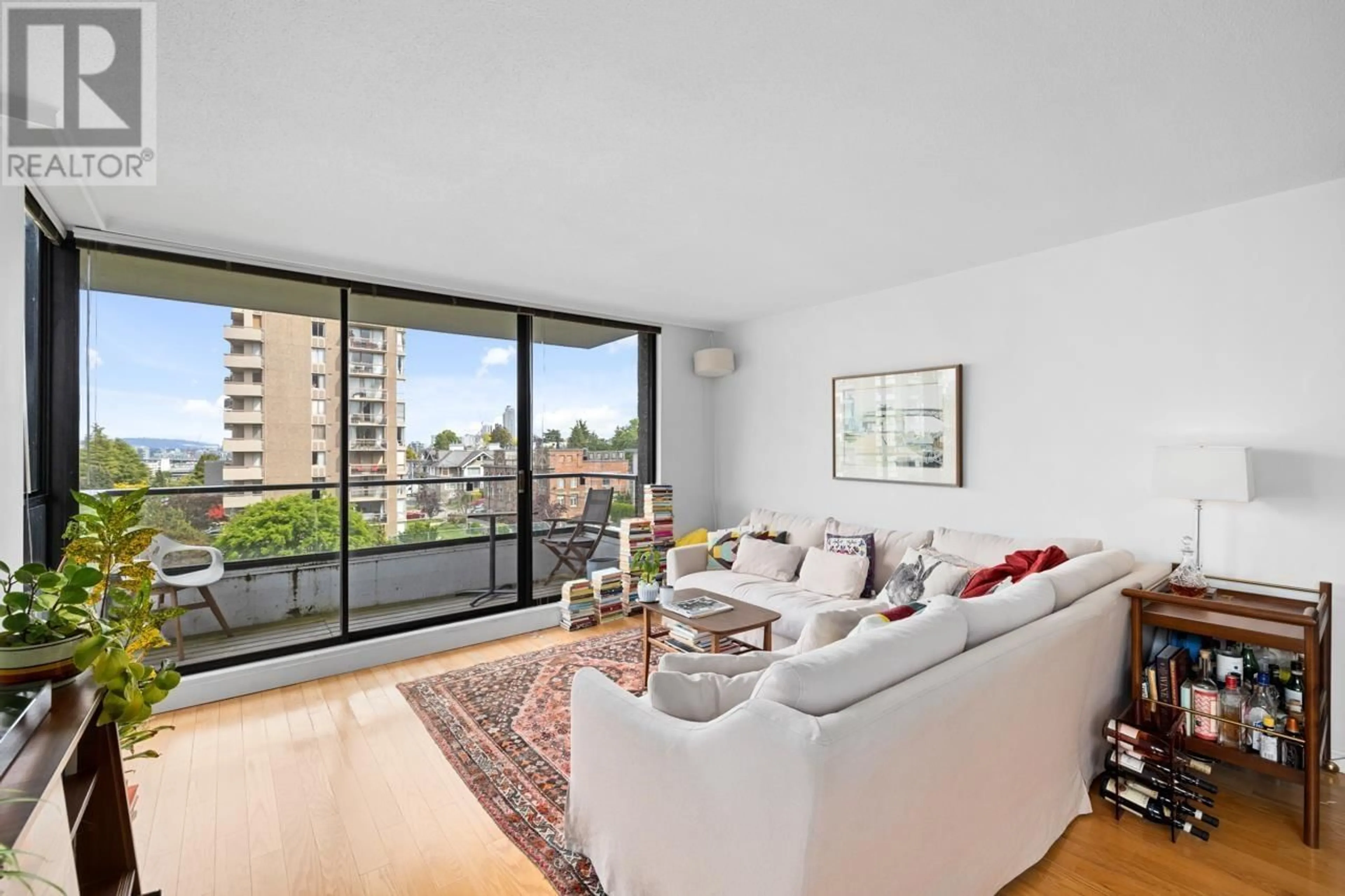 Living room with furniture, unknown for 405 - 2370 2ND AVENUE, Vancouver British Columbia V6K1J2