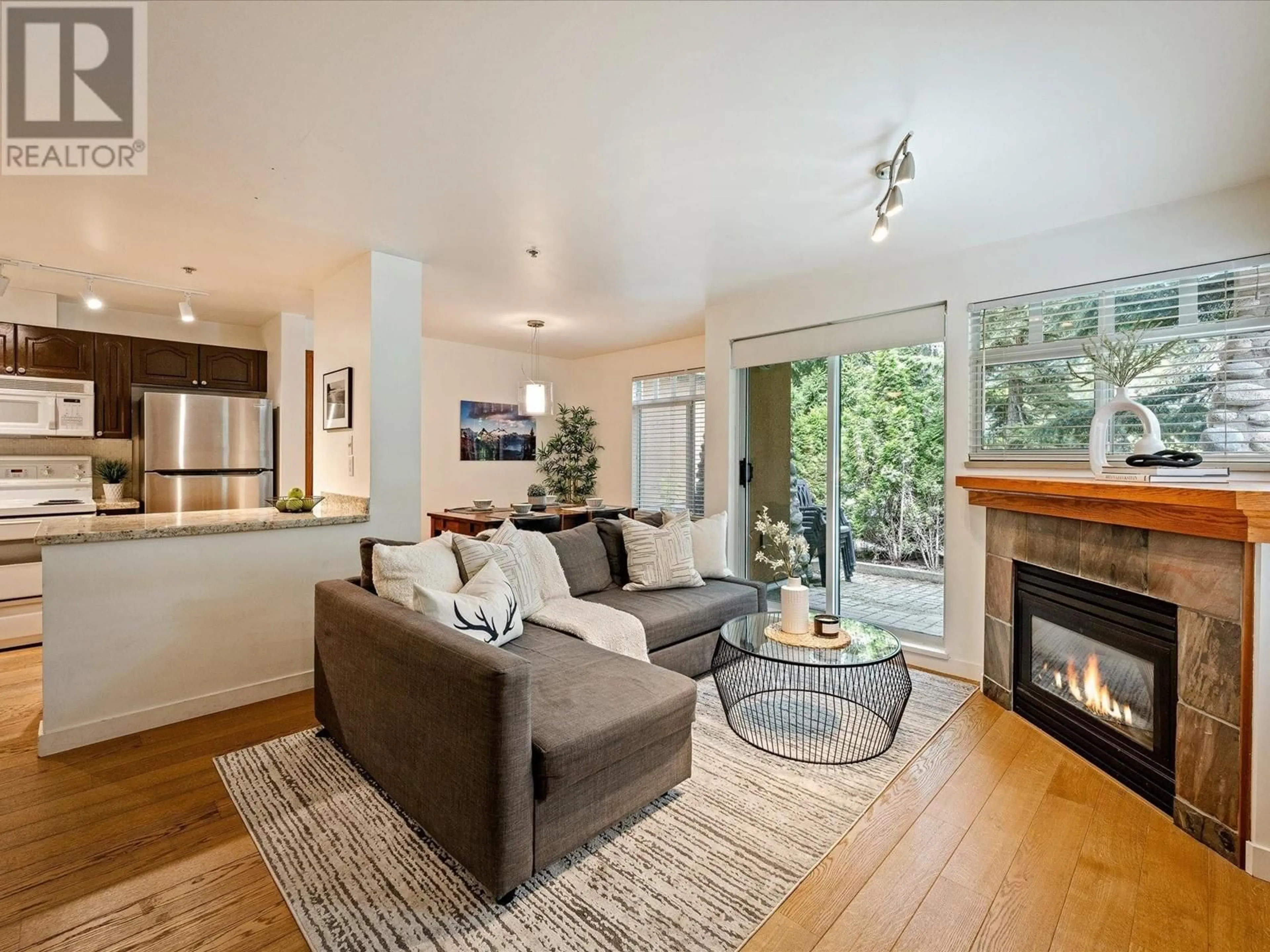 Living room with furniture, unknown for 25 - 4325 NORTHLANDS BOULEVARD, Whistler British Columbia V0N1B4