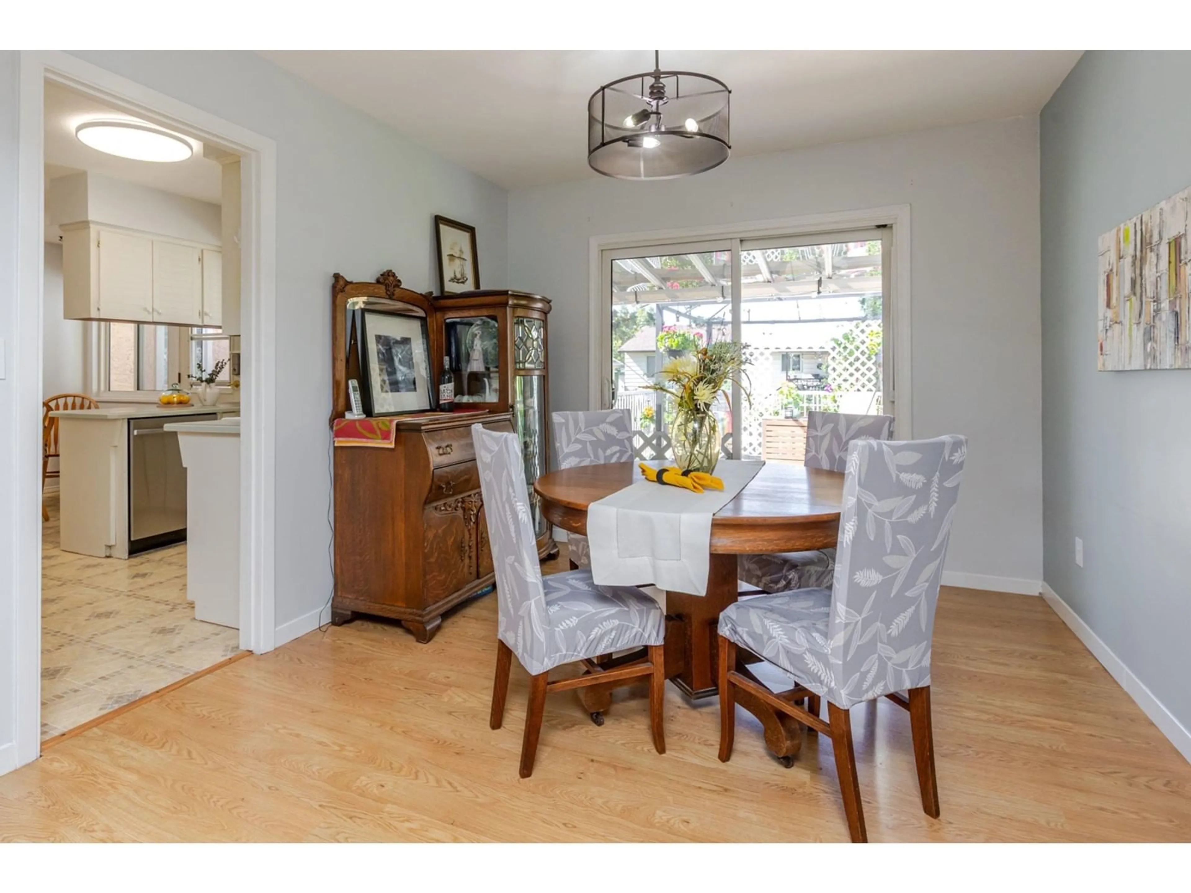 Dining room, wood/laminate floor for 11371 87A, Delta British Columbia V4C3A7