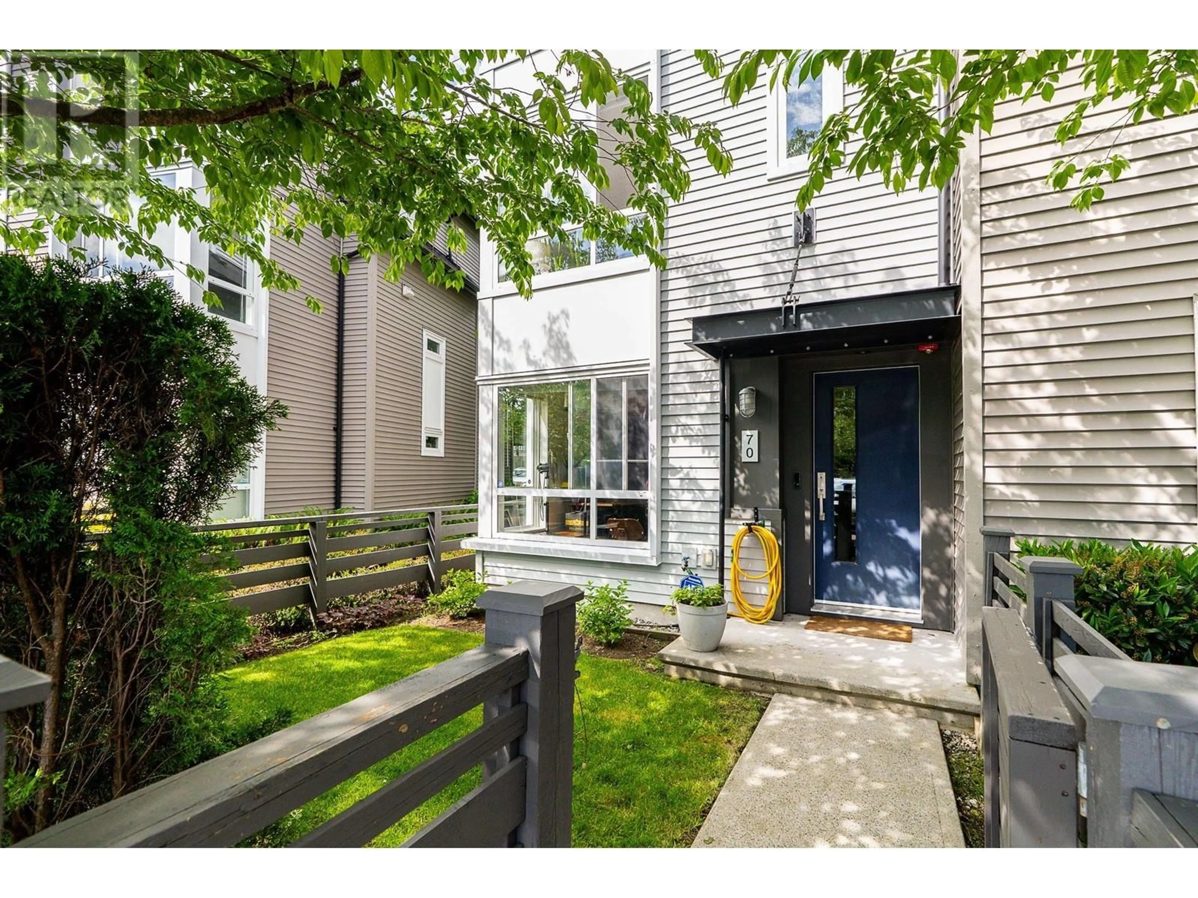 Indoor entryway for 70 - 2310 RANGER LANE, Port Coquitlam British Columbia V3B0K3