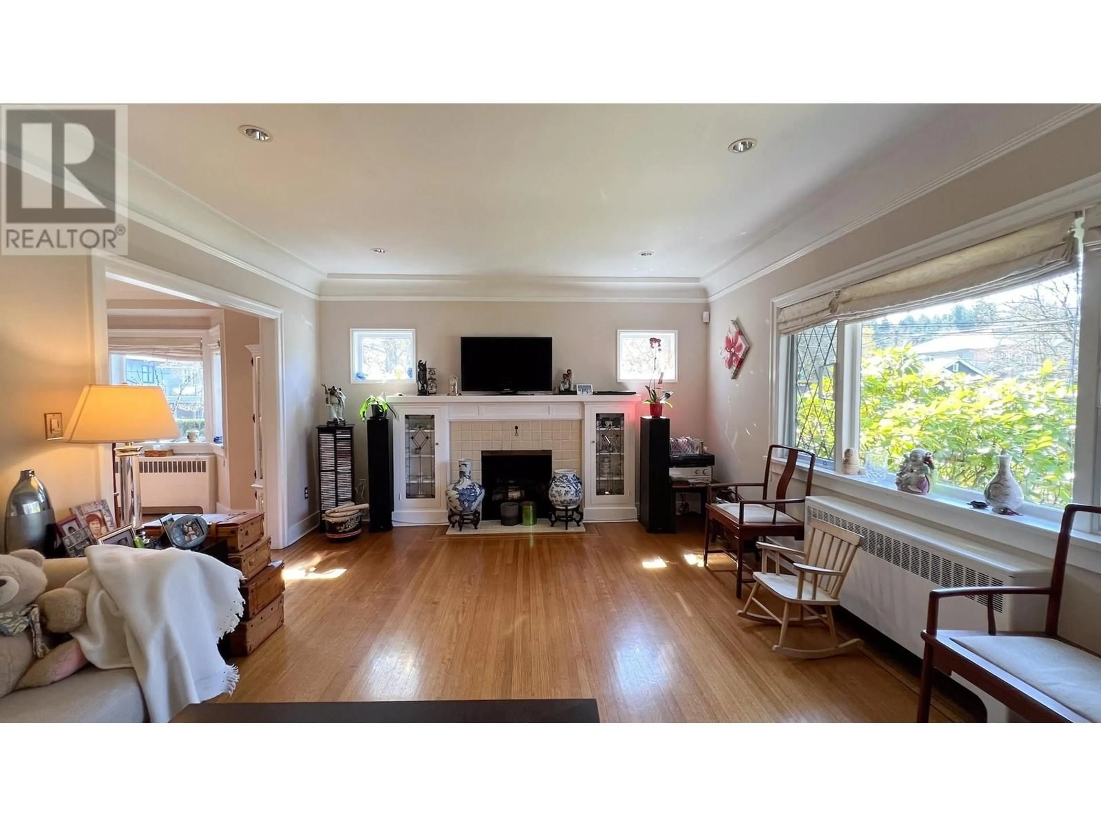 Unknown for 3090 DISCOVERY STREET, Vancouver British Columbia V6R3Y7