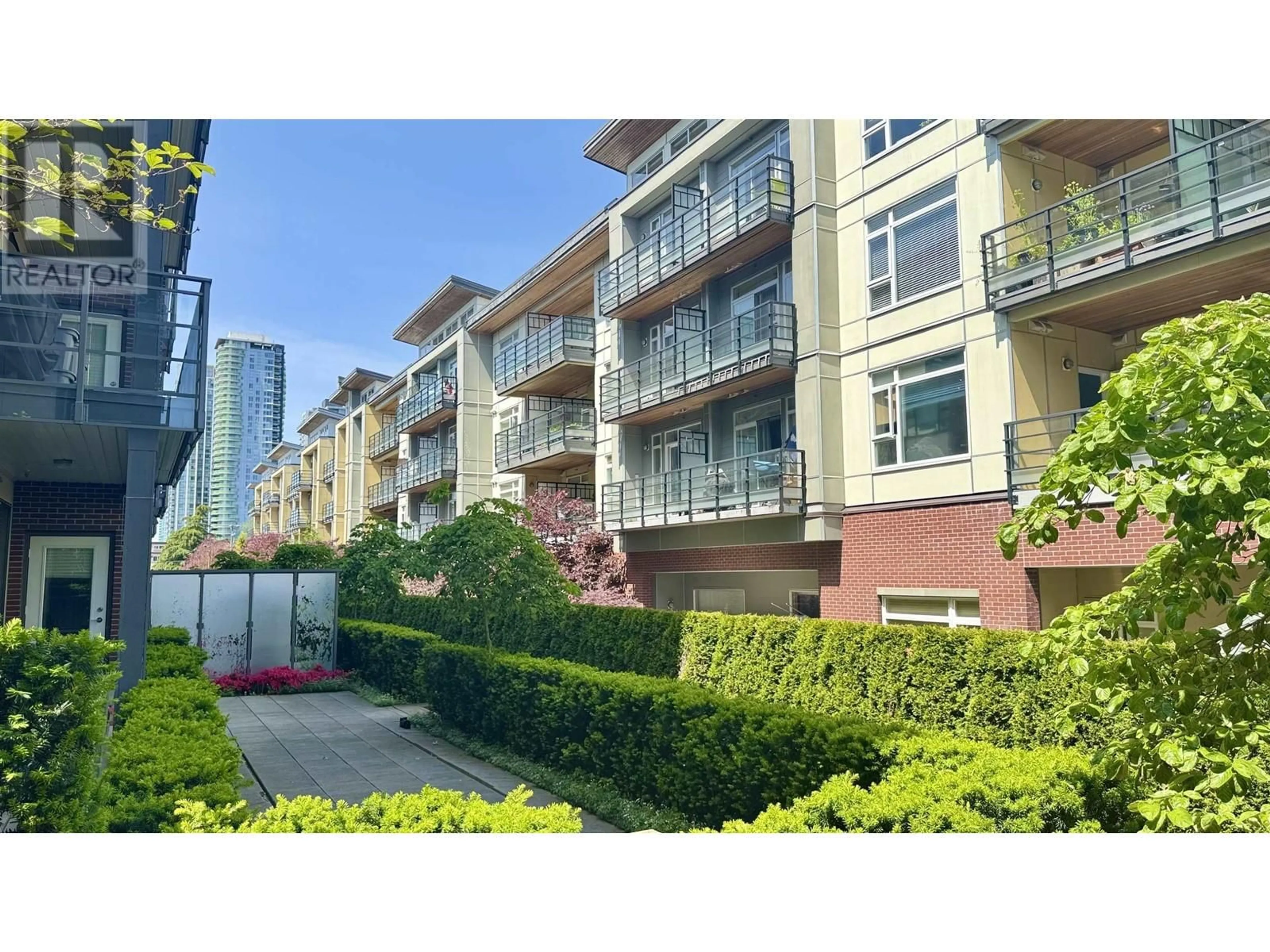 Unknown for 252 - 5355 LANE STREET, Burnaby British Columbia V5H0H1