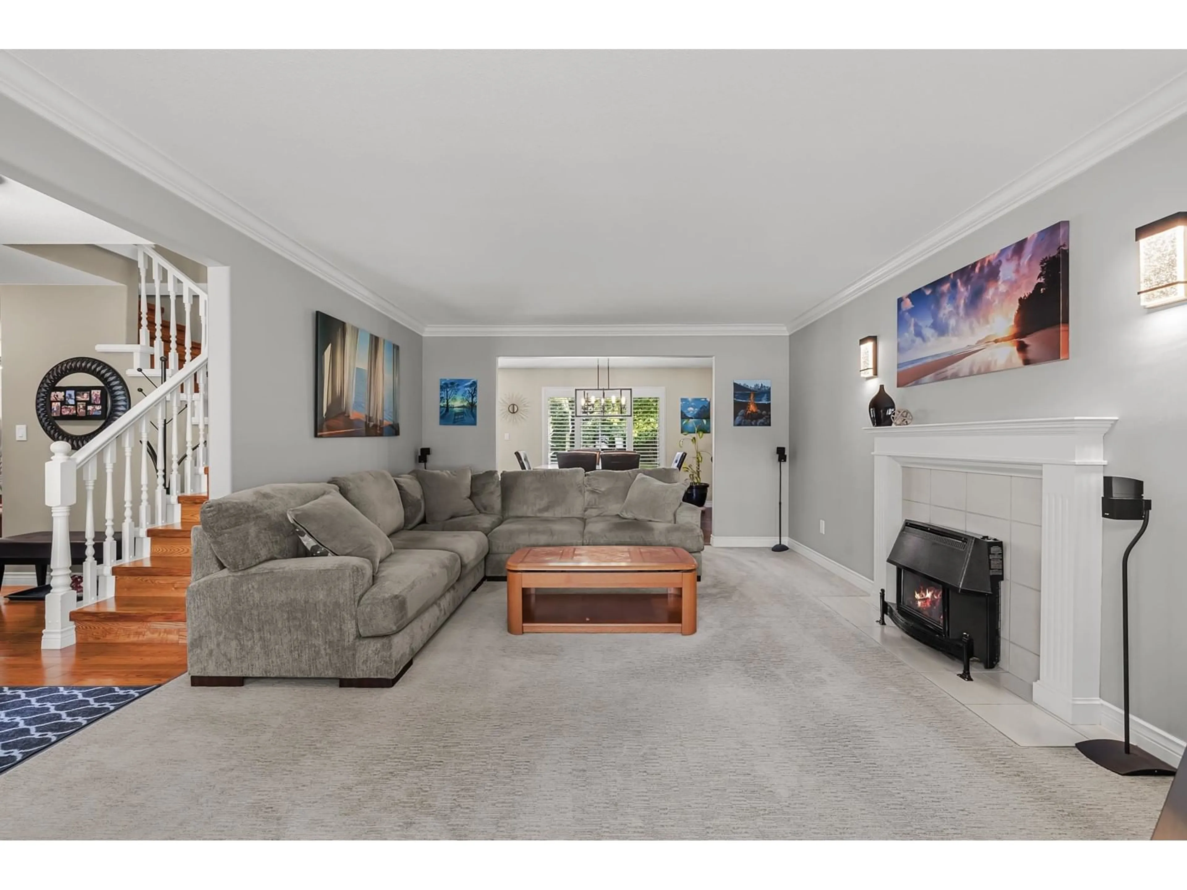 Living room with furniture, unknown for 18894 60B, Surrey British Columbia V3S7T6
