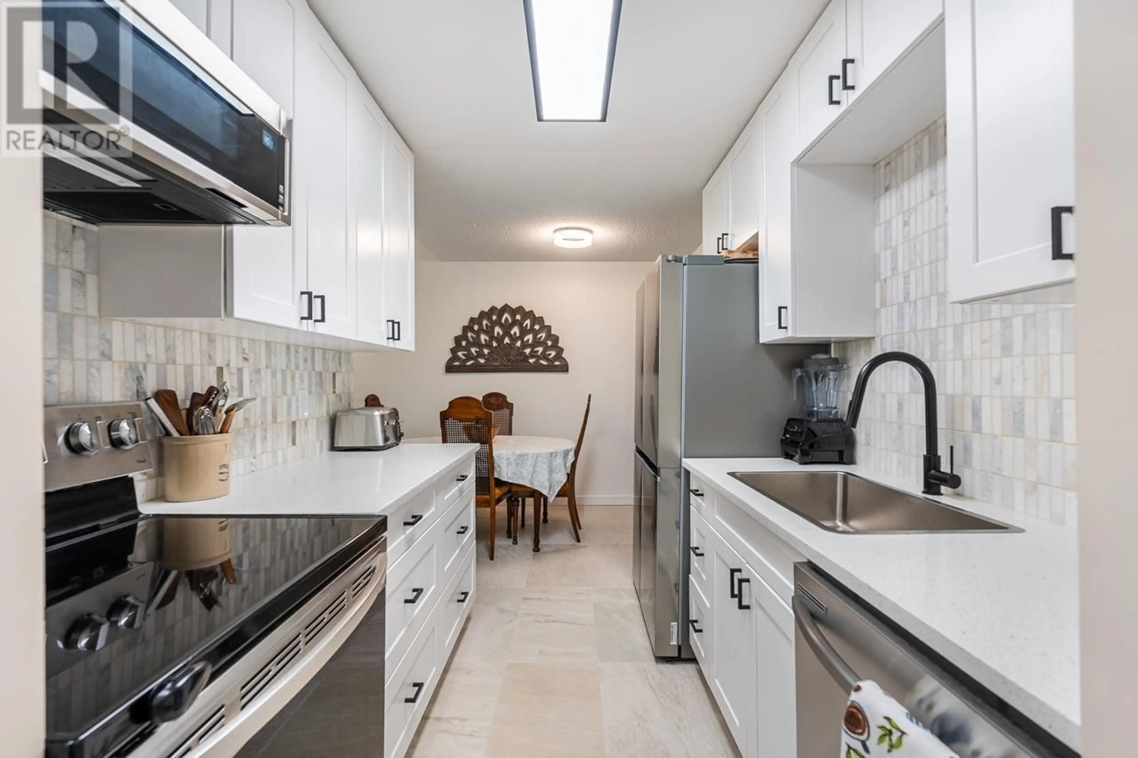 Standard kitchen, ceramic/tile floor for 312 - 3921 CARRIGAN COURT, Burnaby British Columbia V3N4J7