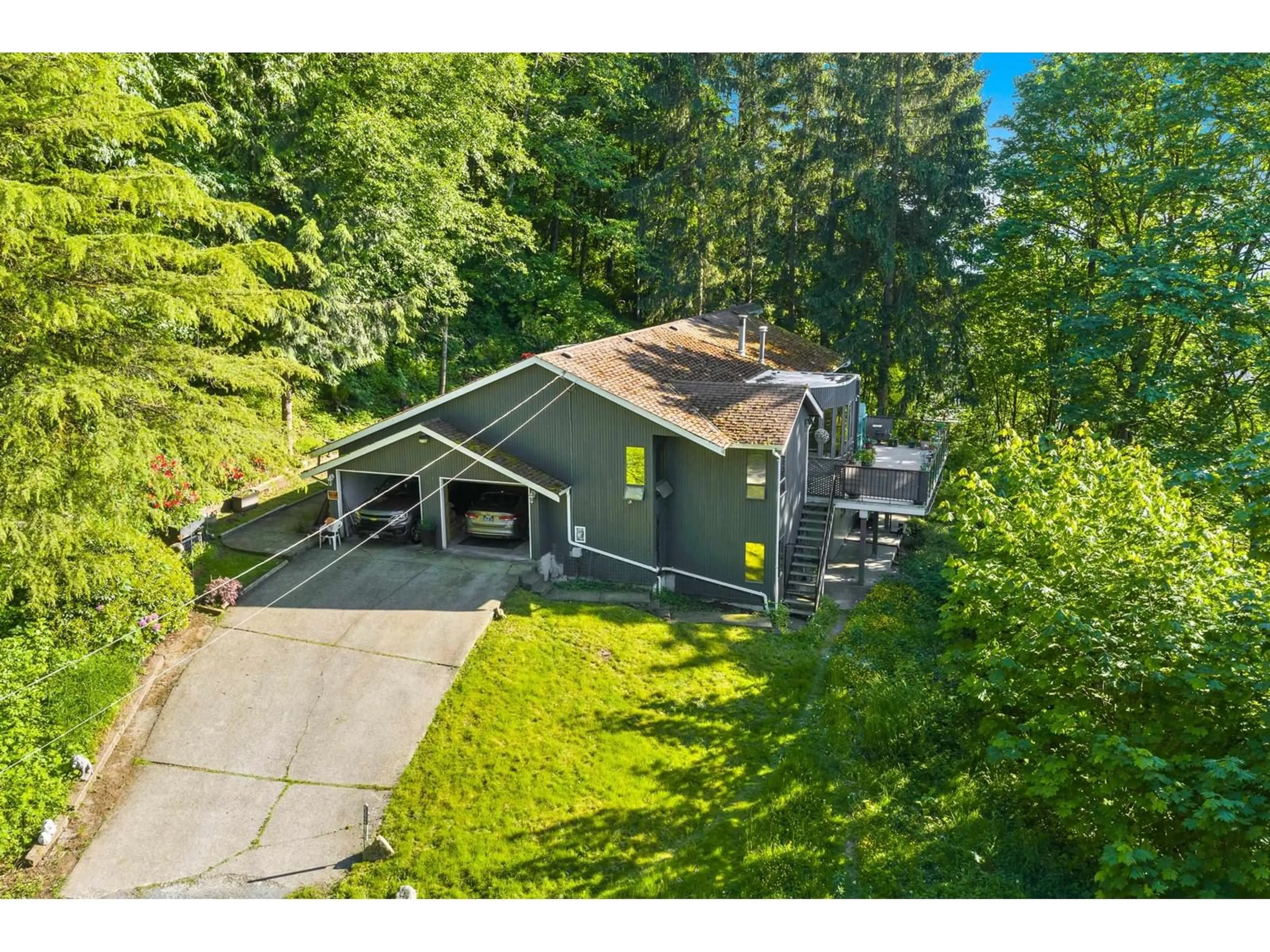 A pic from outside/outdoor area/front of a property/back of a property/a pic from drone, unknown for F - 2904 GLENCOE, Abbotsford British Columbia V3G1H5