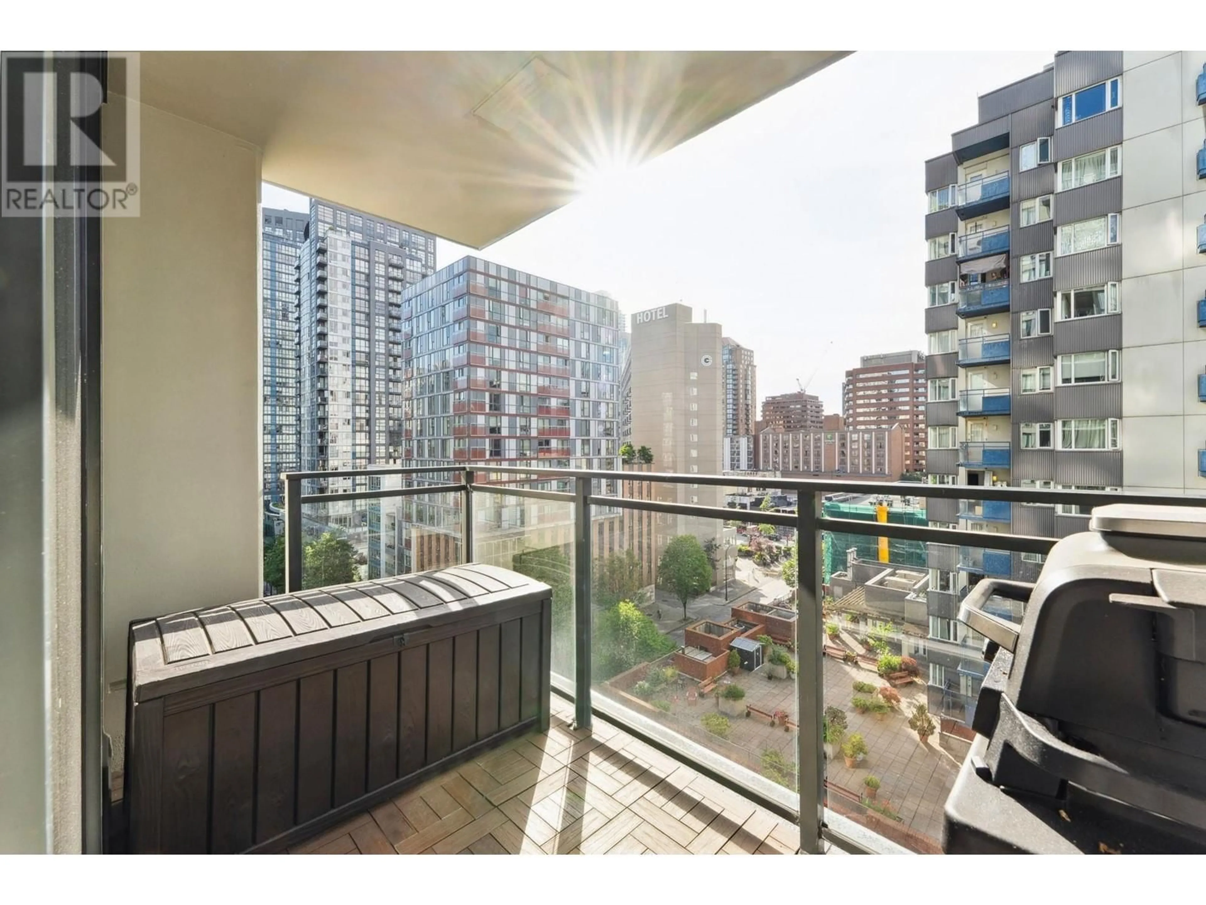 Balcony in the apartment, city buildings view from balcony for 1102 - 1082 SEYMOUR STREET, Vancouver British Columbia V6B1X9