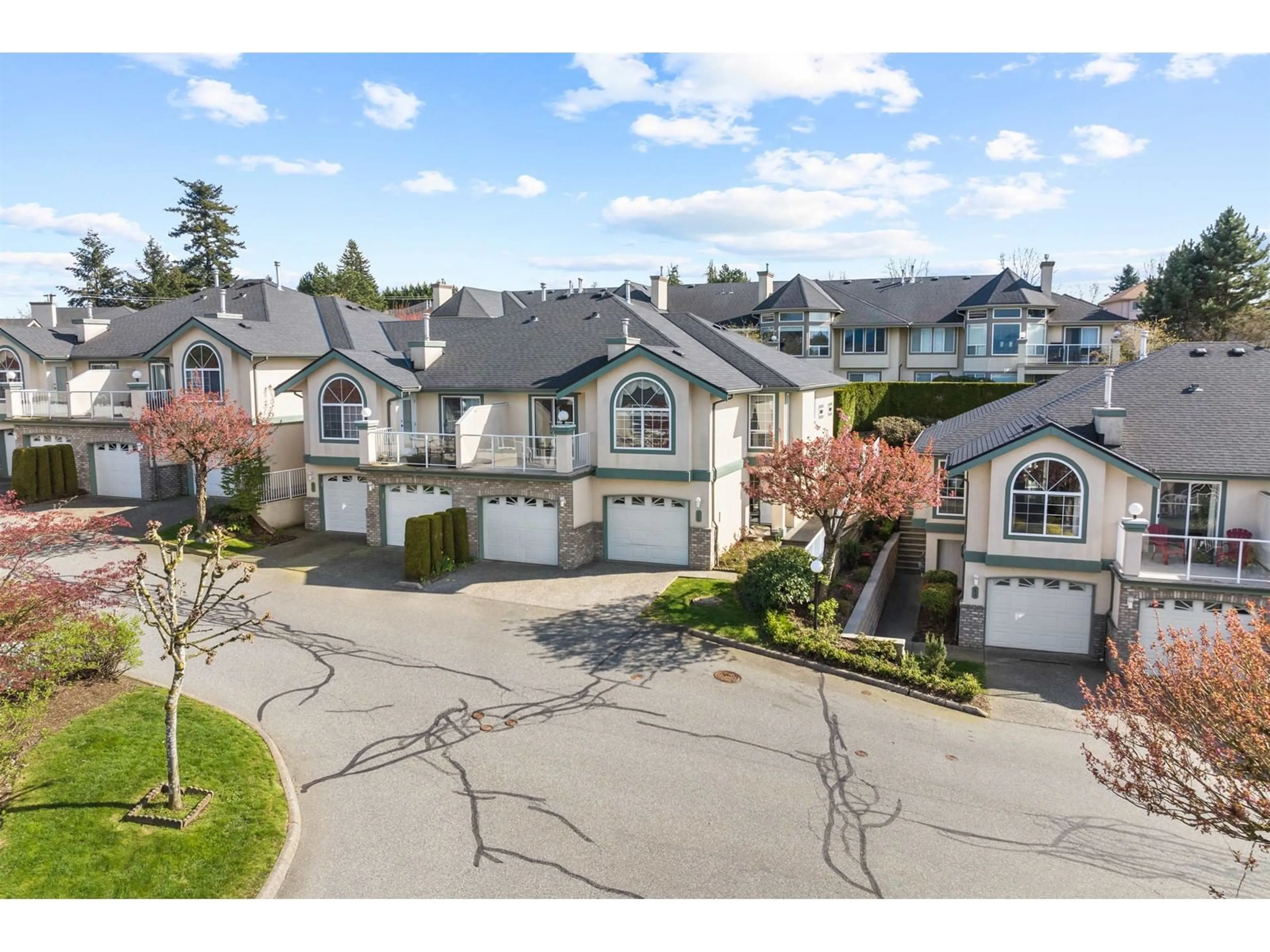 A pic from outside/outdoor area/front of a property/back of a property/a pic from drone, street for 42 - 32777 CHILCOTIN, Abbotsford British Columbia V2T5W4