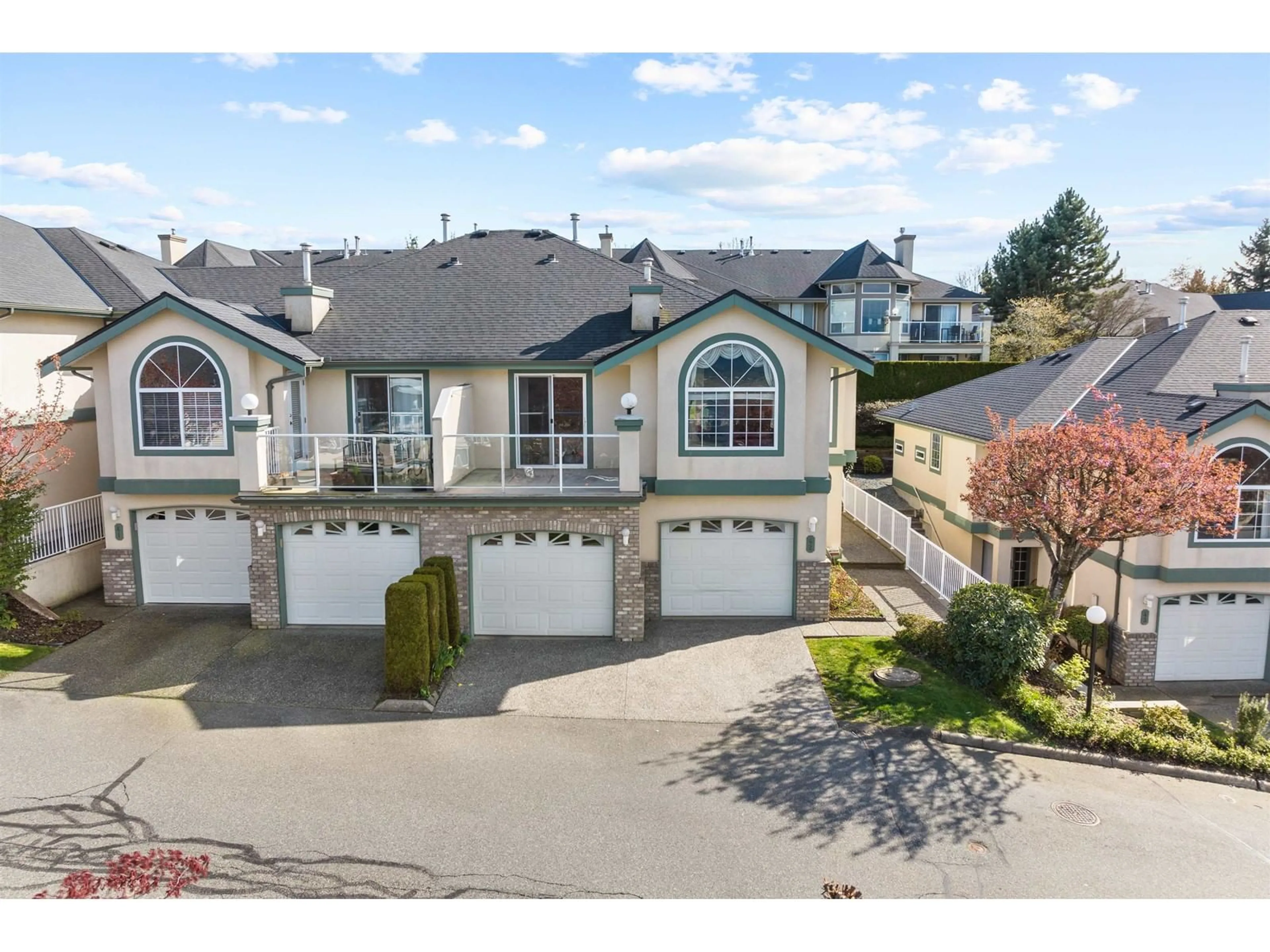 A pic from outside/outdoor area/front of a property/back of a property/a pic from drone, street for 42 - 32777 CHILCOTIN, Abbotsford British Columbia V2T5W4