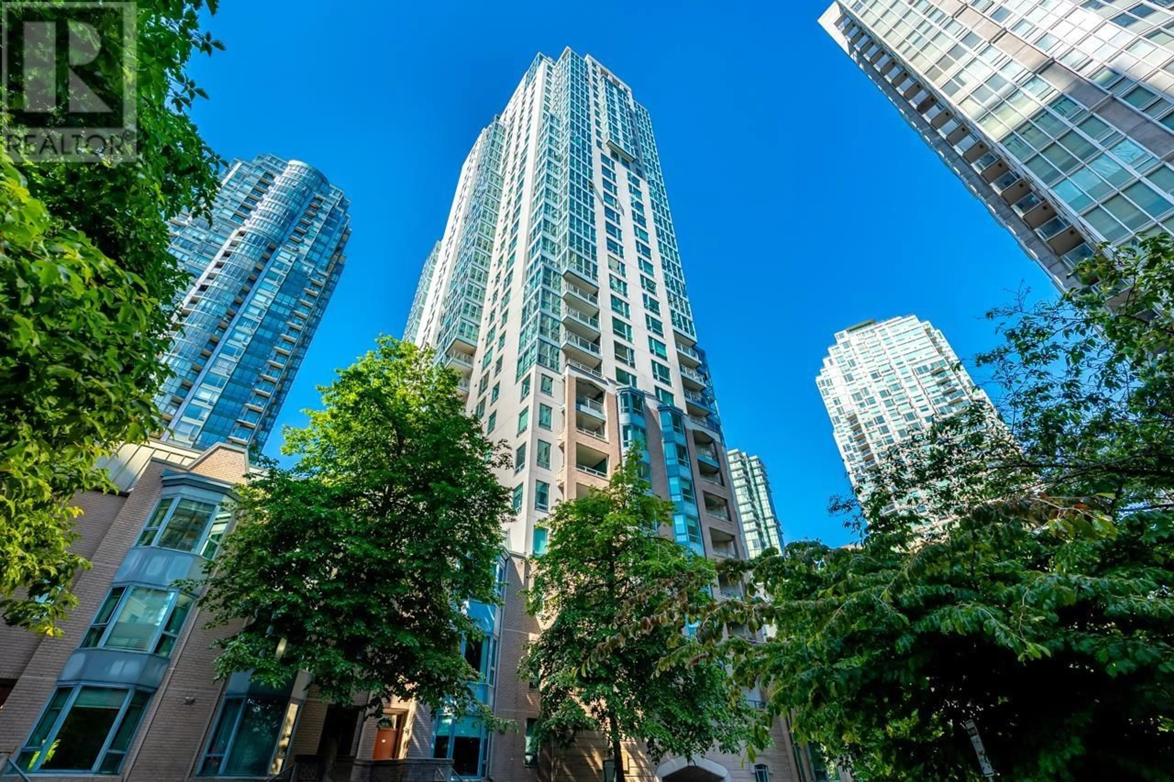 Patio, city buildings view from balcony for 806 - 1238 MELVILLE STREET, Vancouver British Columbia V6E4N2