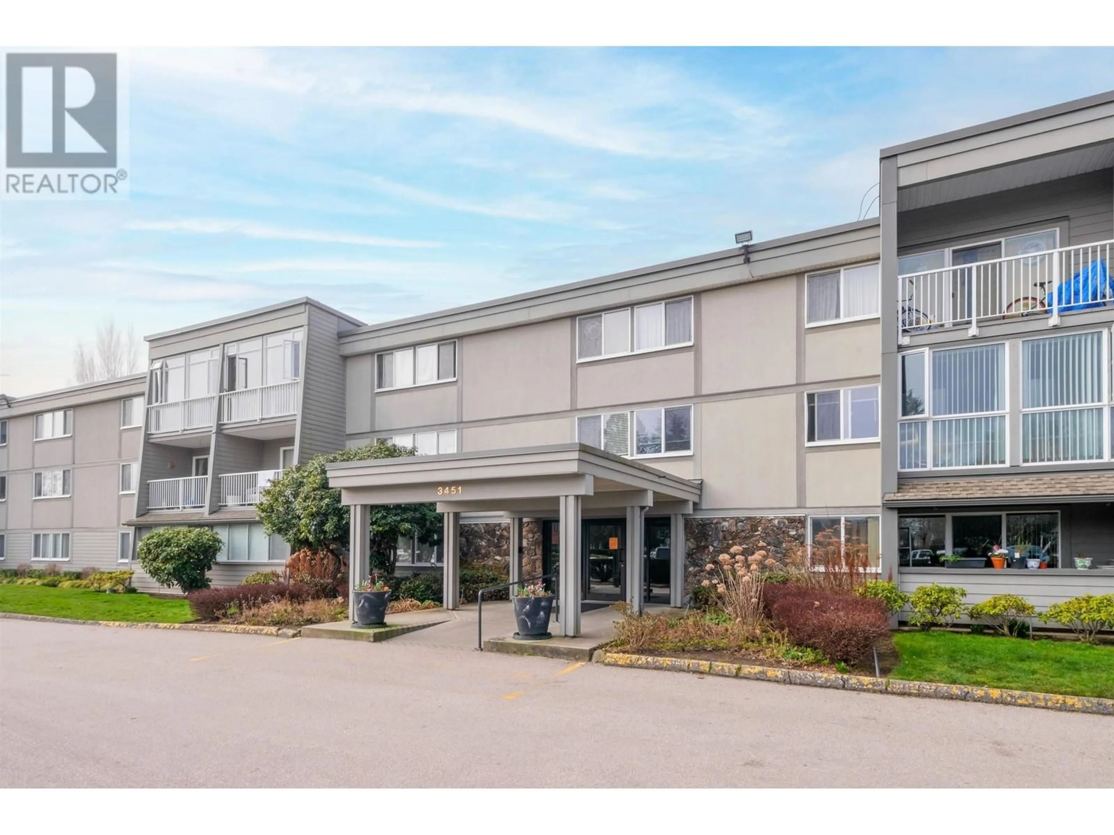 Unknown for 228 - 3451 SPRINGFIELD DRIVE, Richmond British Columbia V7E1Z2