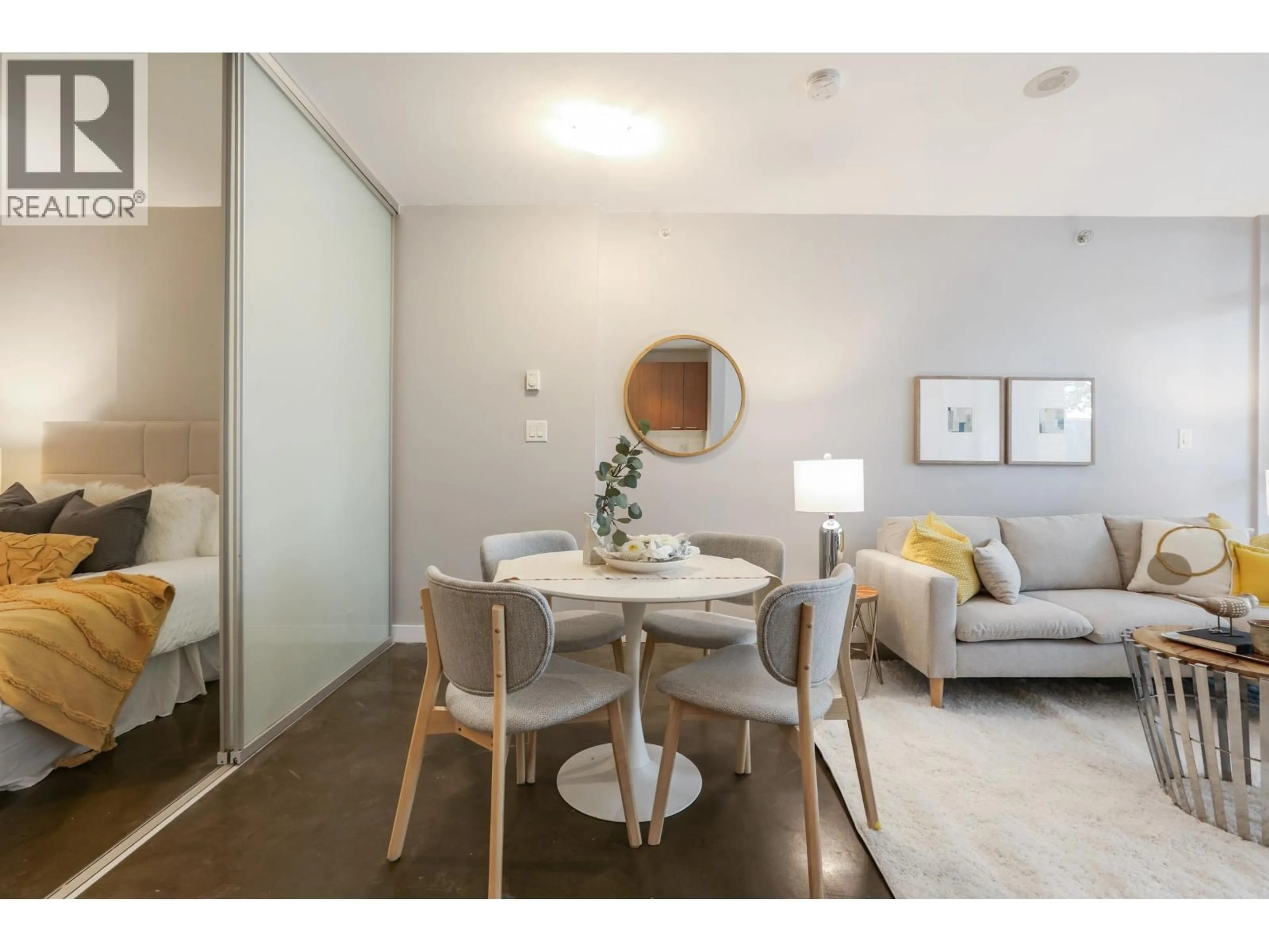 A pic of a room for 212 - 221 UNION STREET, Vancouver British Columbia V6A0B4