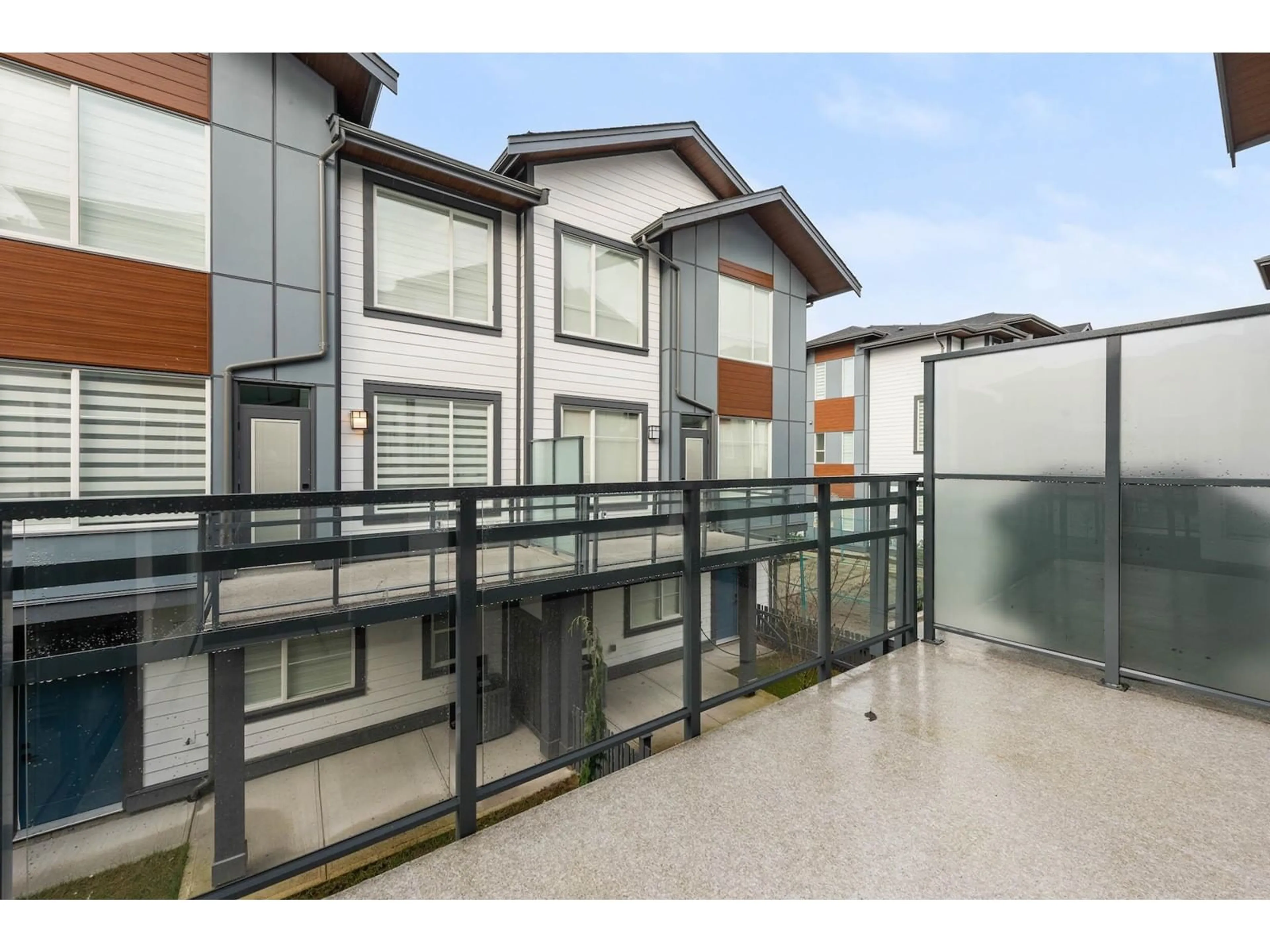 Patio, street for 43 - 20763 76, Langley British Columbia V2Y3N8