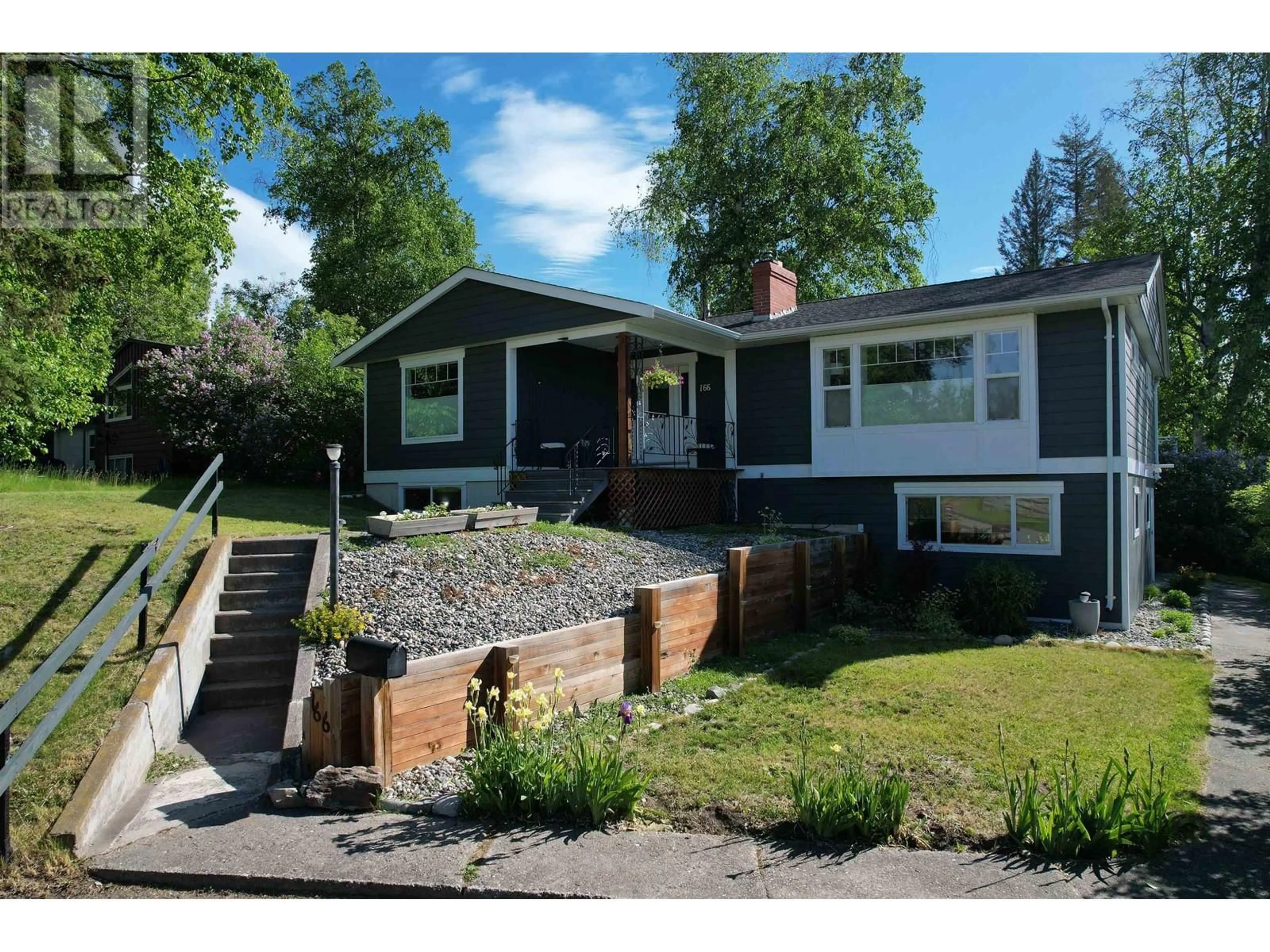 Home with vinyl exterior material, street for 166 GARDNER STREET, Quesnel British Columbia V2J3G5