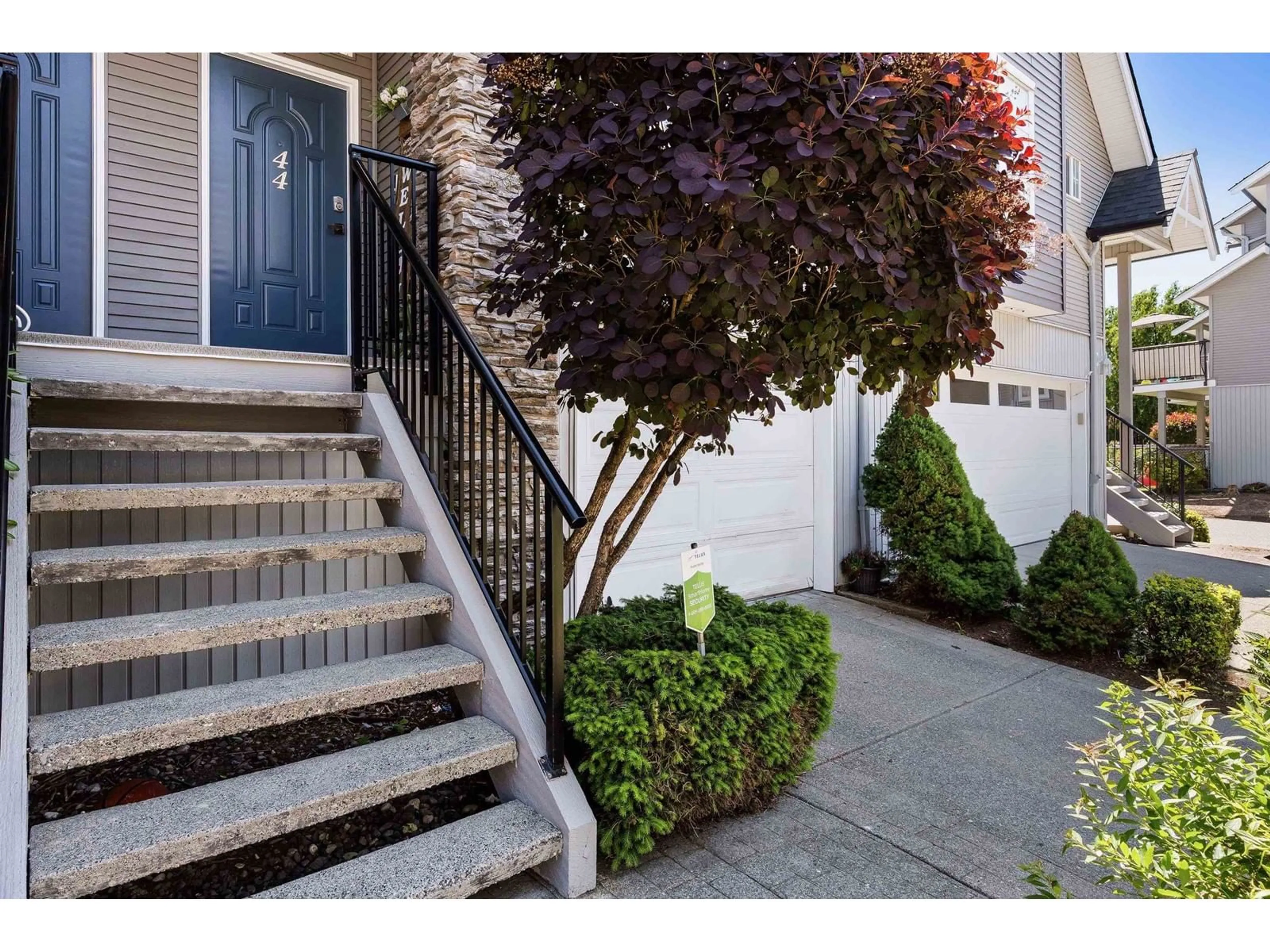Indoor entryway for 44 - 8881 WALTERS STREET, Chilliwack British Columbia V2P8E9