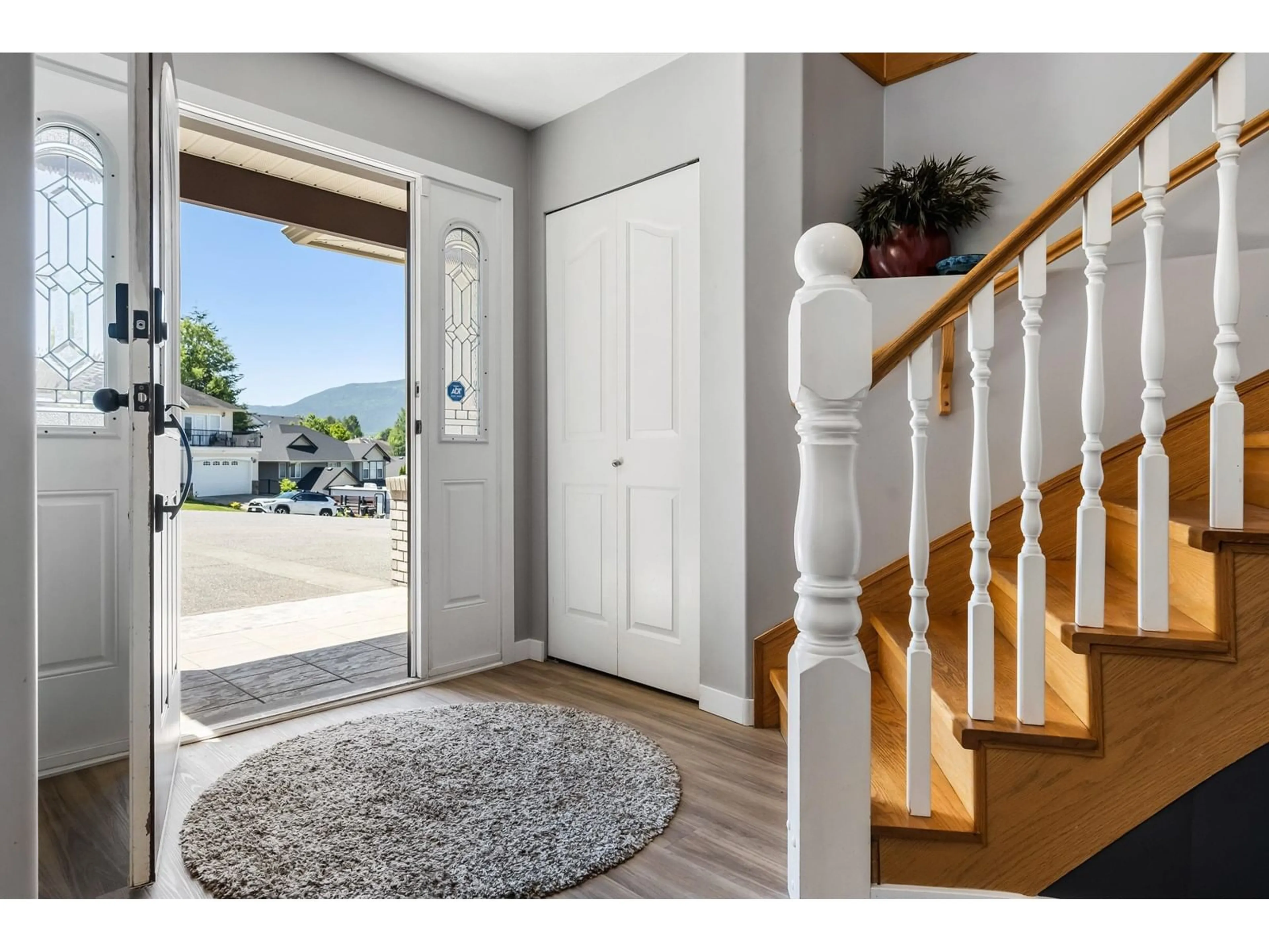 Indoor entryway for 46495 FETTERLY PLACE, Chilliwack British Columbia V2R5V3