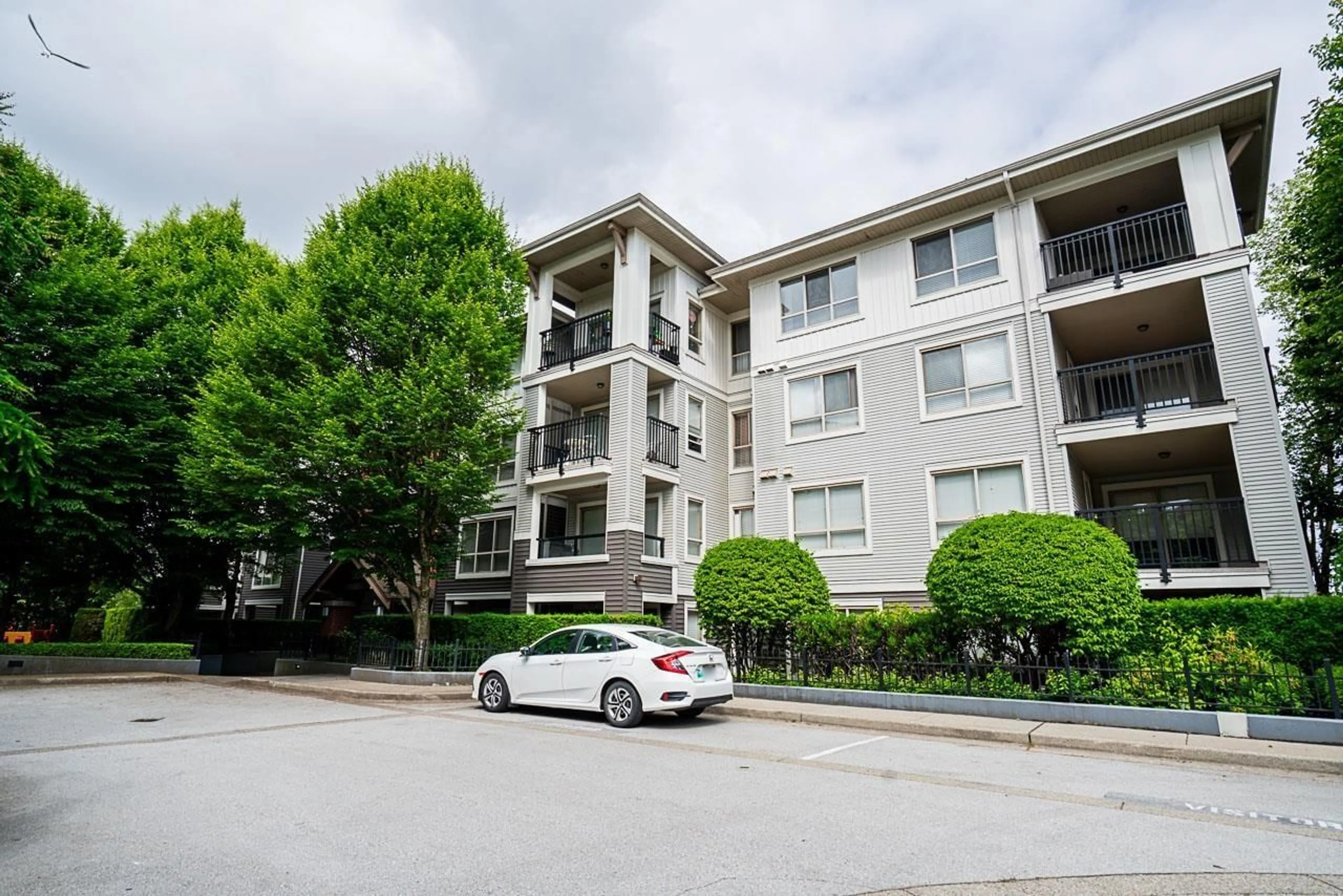 Patio, mountain view for D307 - 8929 202, Langley British Columbia V1M0B4