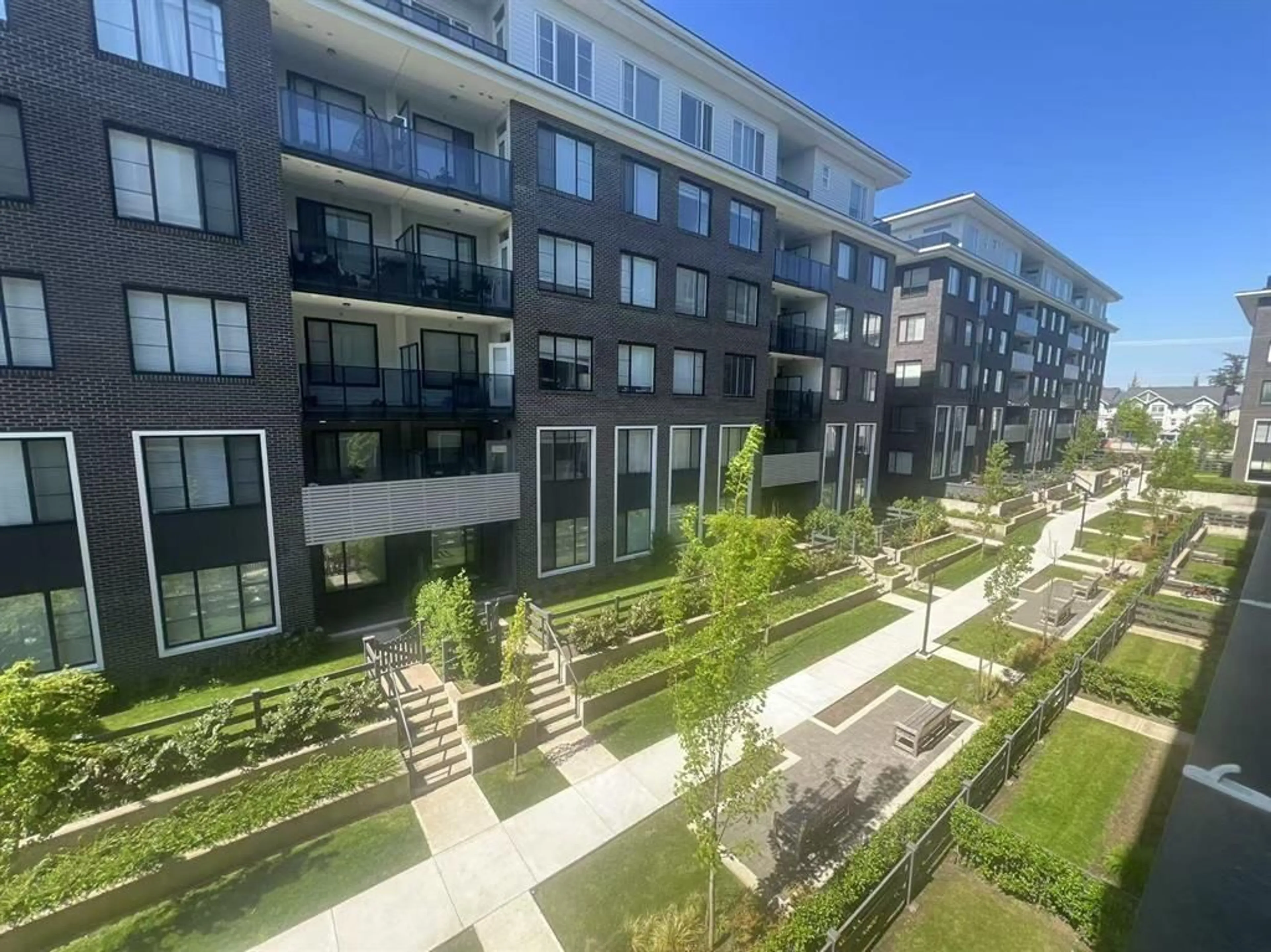 A pic from outside/outdoor area/front of a property/back of a property/a pic from drone, city buildings view from balcony for 302 - 15825 85, Surrey British Columbia V4N6W9