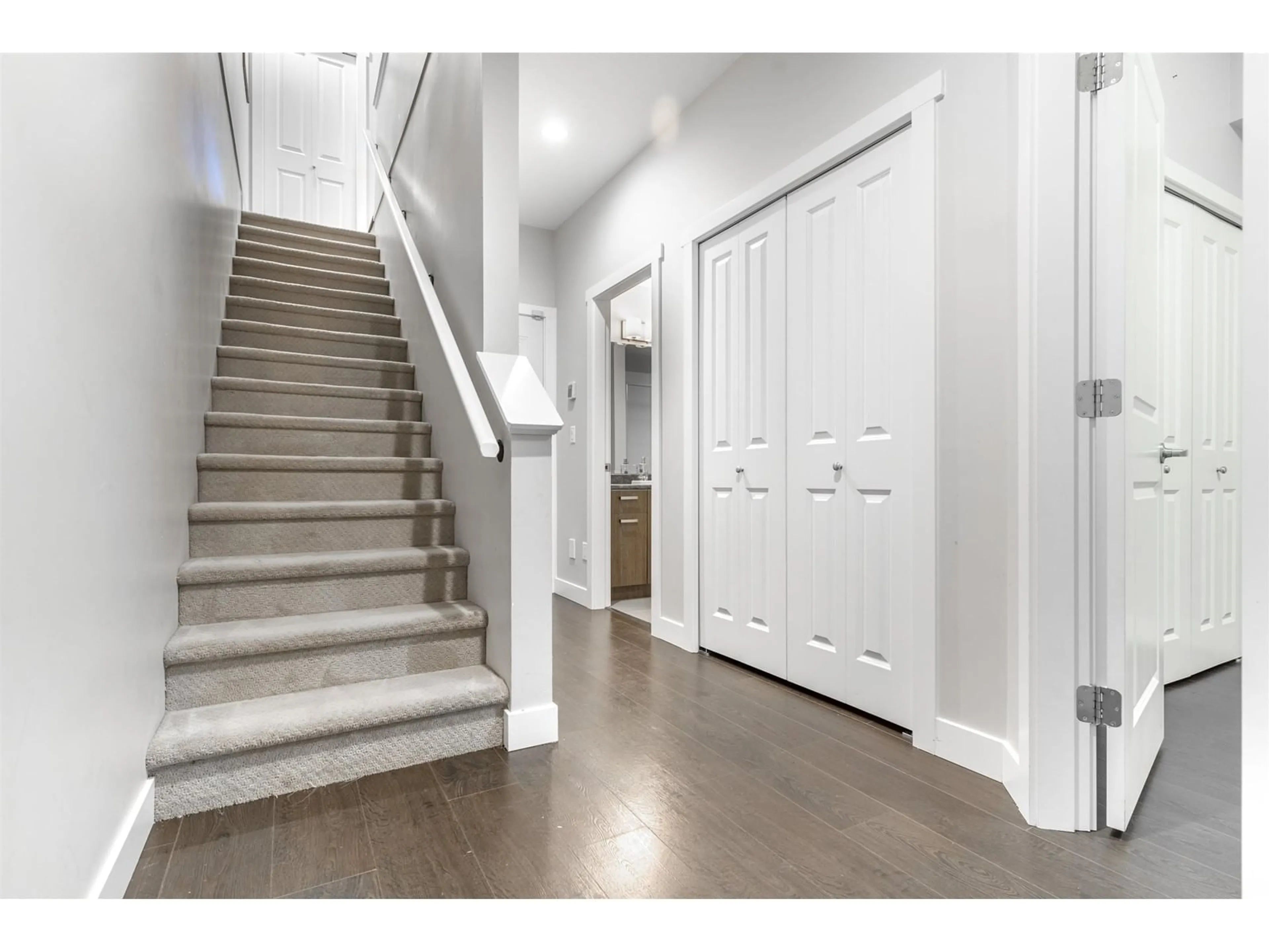 Indoor entryway for 88 - 5888 144, Surrey British Columbia V3X0G8