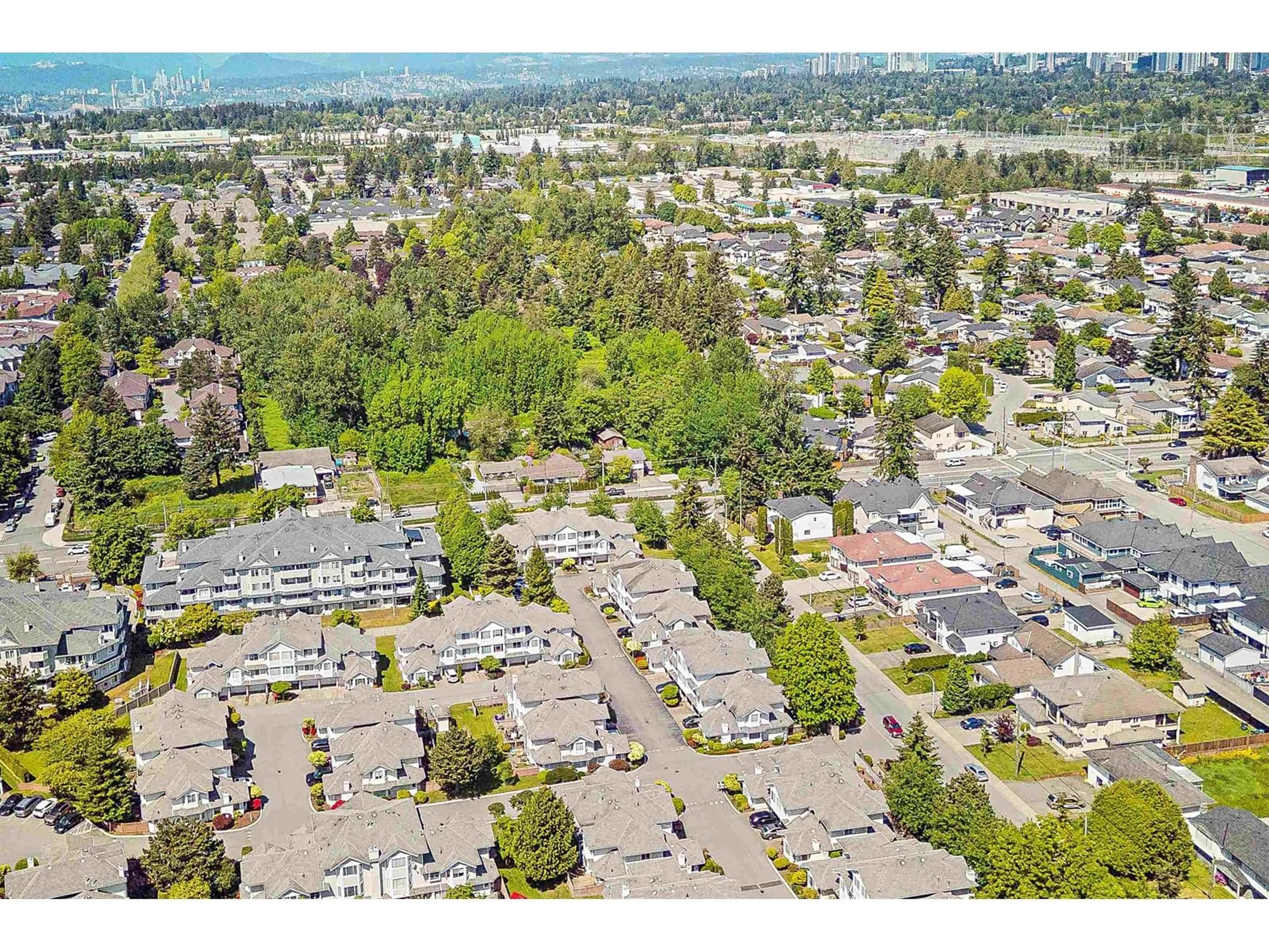 A pic from outside/outdoor area/front of a property/back of a property/a pic from drone, unknown for 19 - 7955 122, Surrey British Columbia V3W4T4