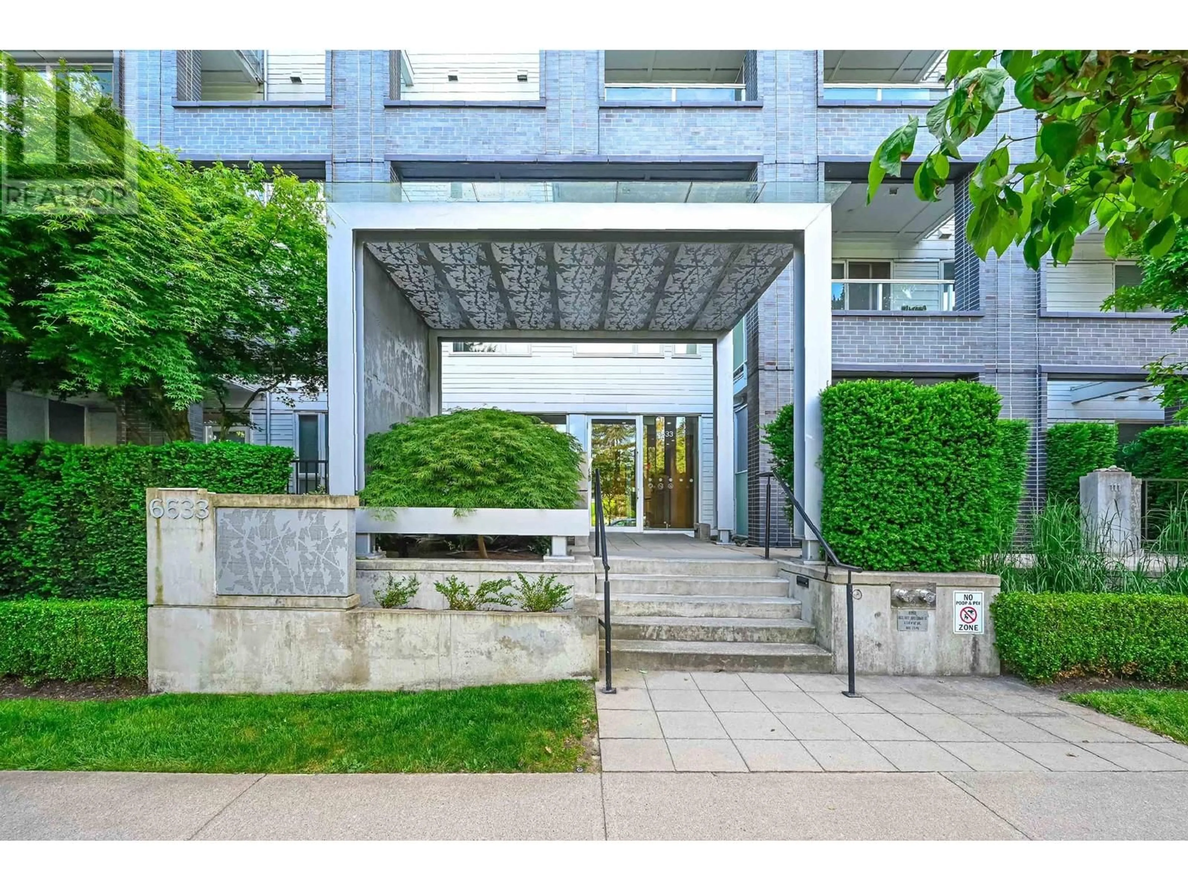 Indoor foyer for 602 - 6633 CAMBIE STREET, Vancouver British Columbia V6P0E5