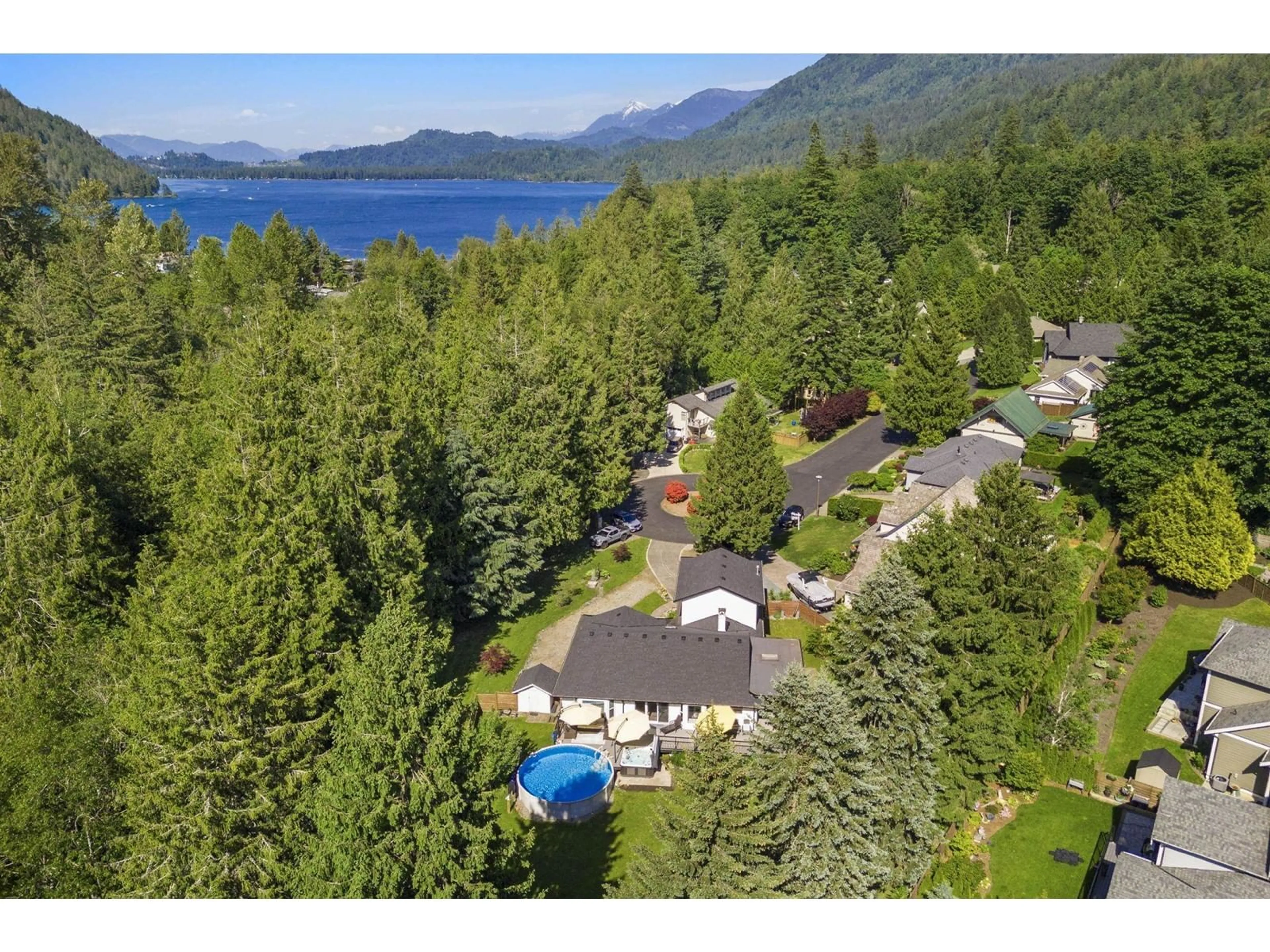 A pic from outside/outdoor area/front of a property/back of a property/a pic from drone, water/lake/river/ocean view for 11 - 1735 SPRING CREEK DRIVE, Lindell Beach British Columbia V2R0C9