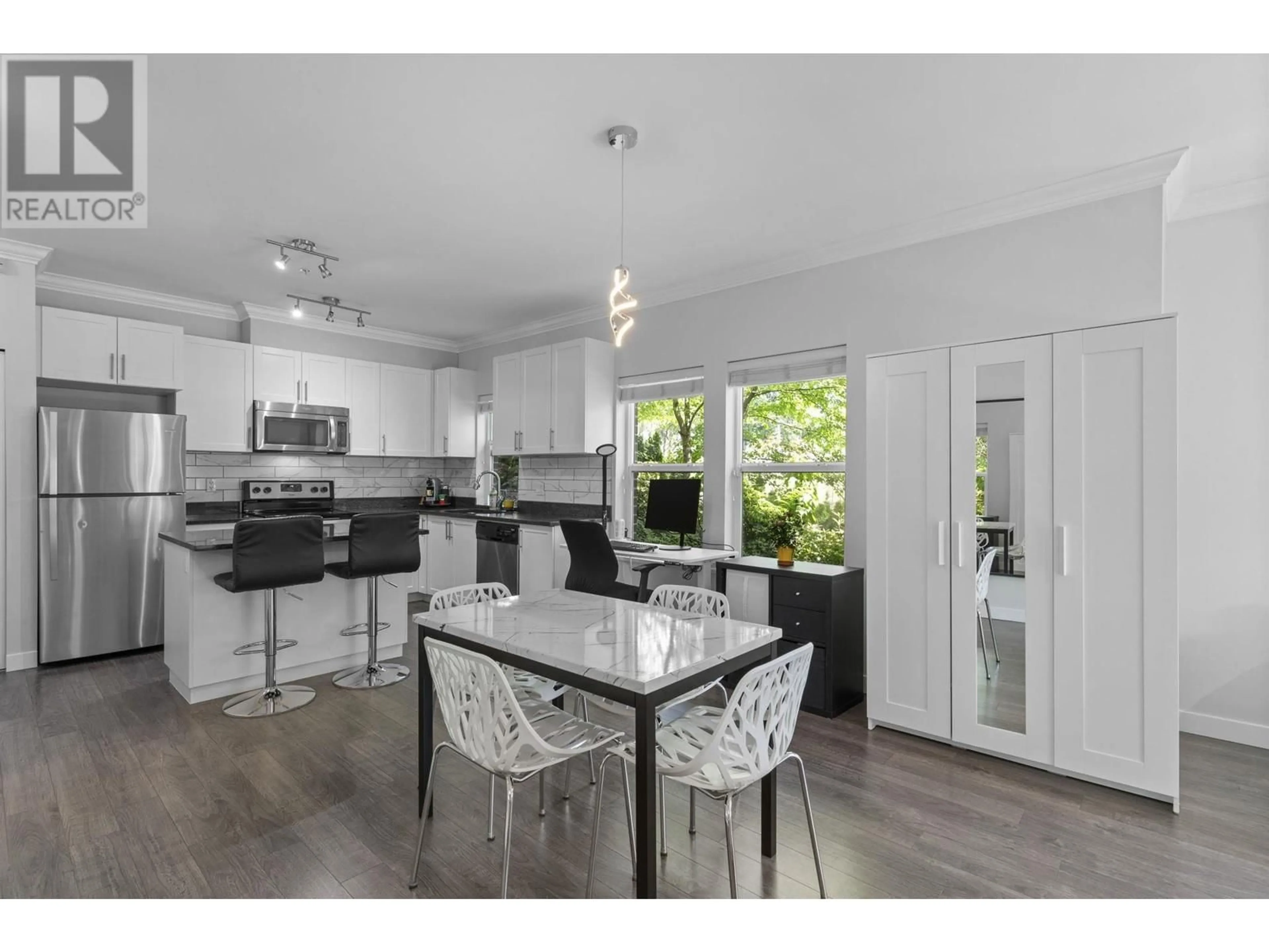 Open concept kitchen, unknown for 108 - 11580 223 STREET, Maple Ridge British Columbia V2X9H1