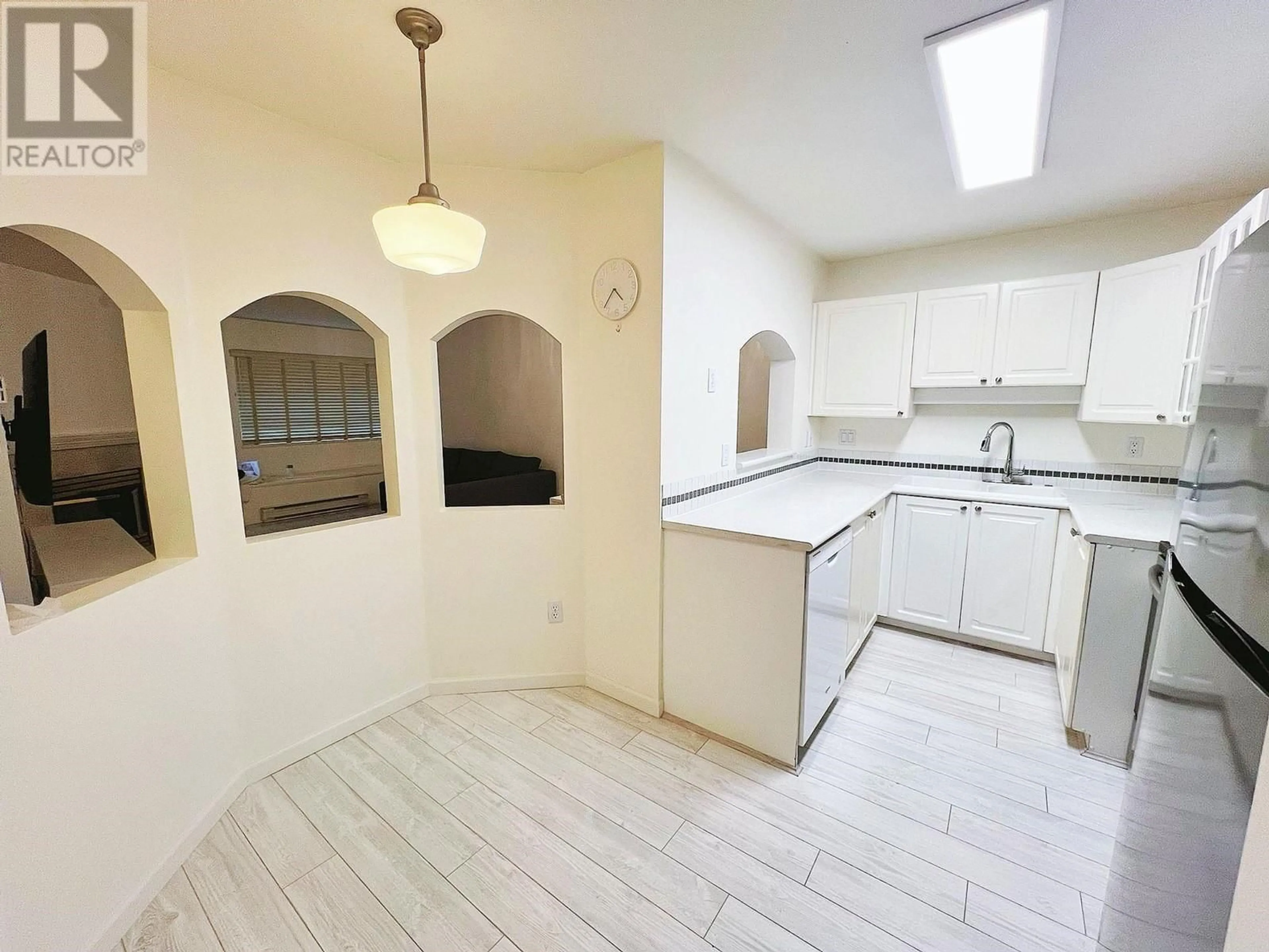 Standard kitchen, unknown for 201 - 3733 NORFOLK STREET, Burnaby British Columbia V5G4V5