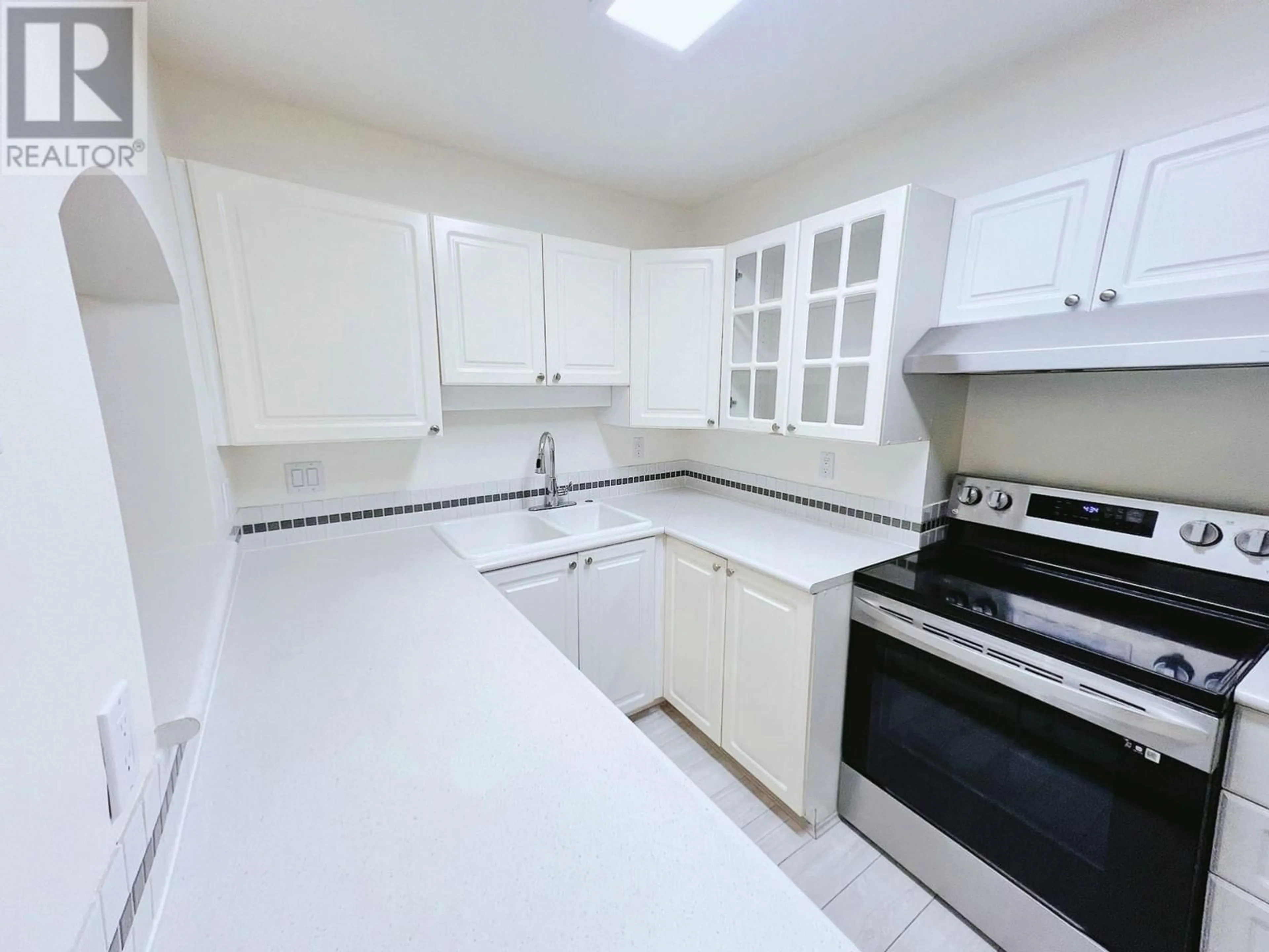 Standard kitchen, unknown for 201 - 3733 NORFOLK STREET, Burnaby British Columbia V5G4V5
