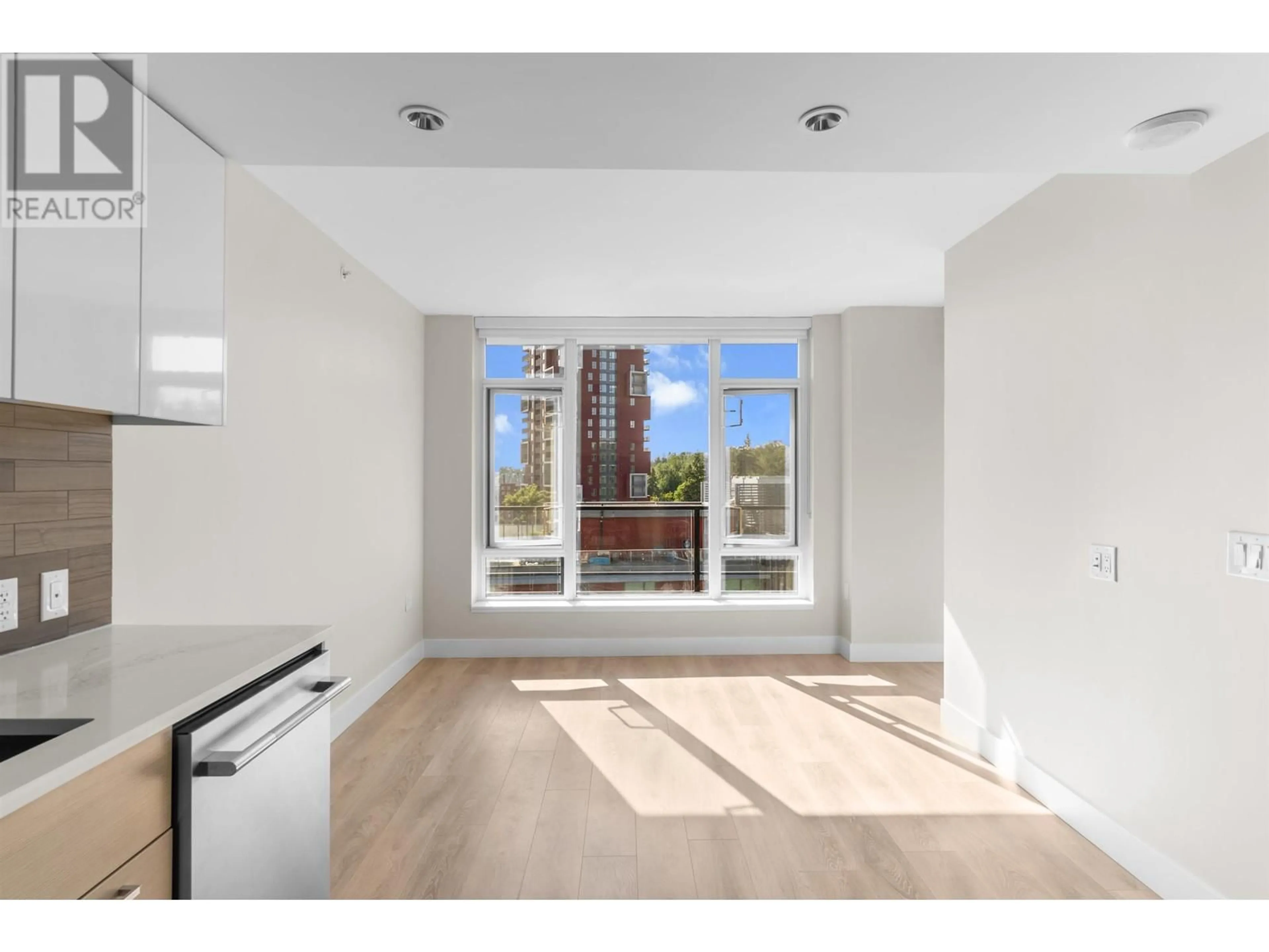 A pic of a room for 1306 - 8533 RIVER DISTRICT CROSSING, Vancouver British Columbia V5S0H2
