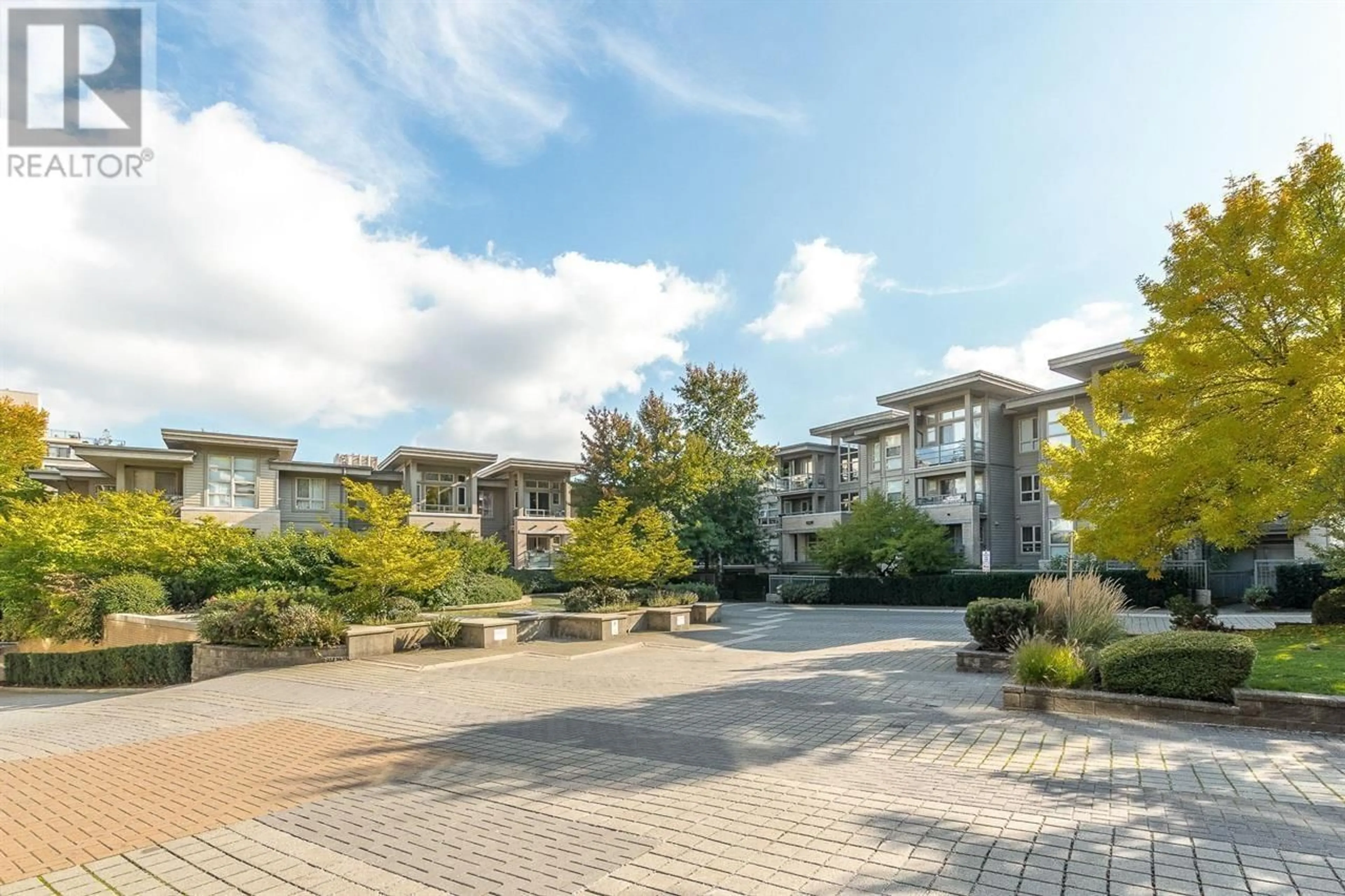 Patio, unknown for 414 - 9339 UNIVERSITY CRESCENT, Burnaby British Columbia V5A4Y1