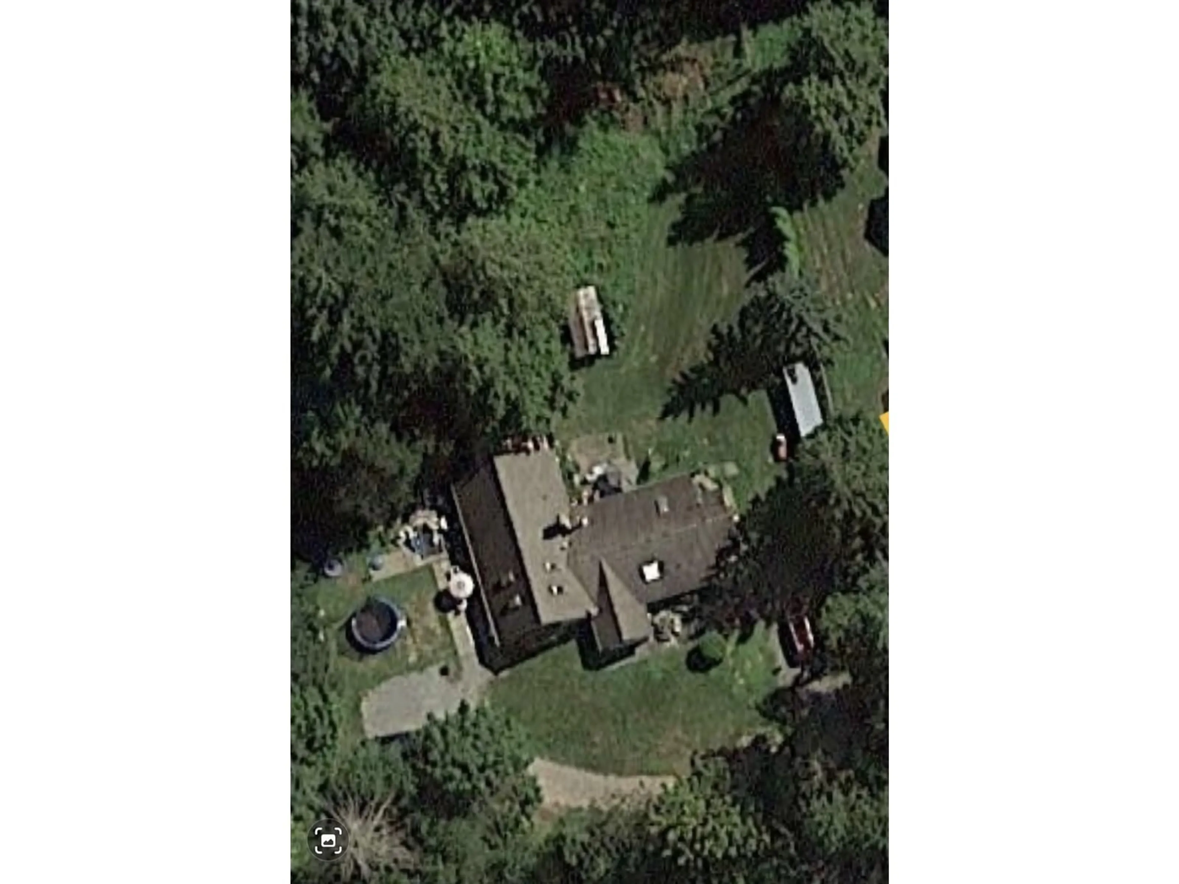 A pic from outside/outdoor area/front of a property/back of a property/a pic from drone, unknown for 410 224, Langley British Columbia V2Z2W5
