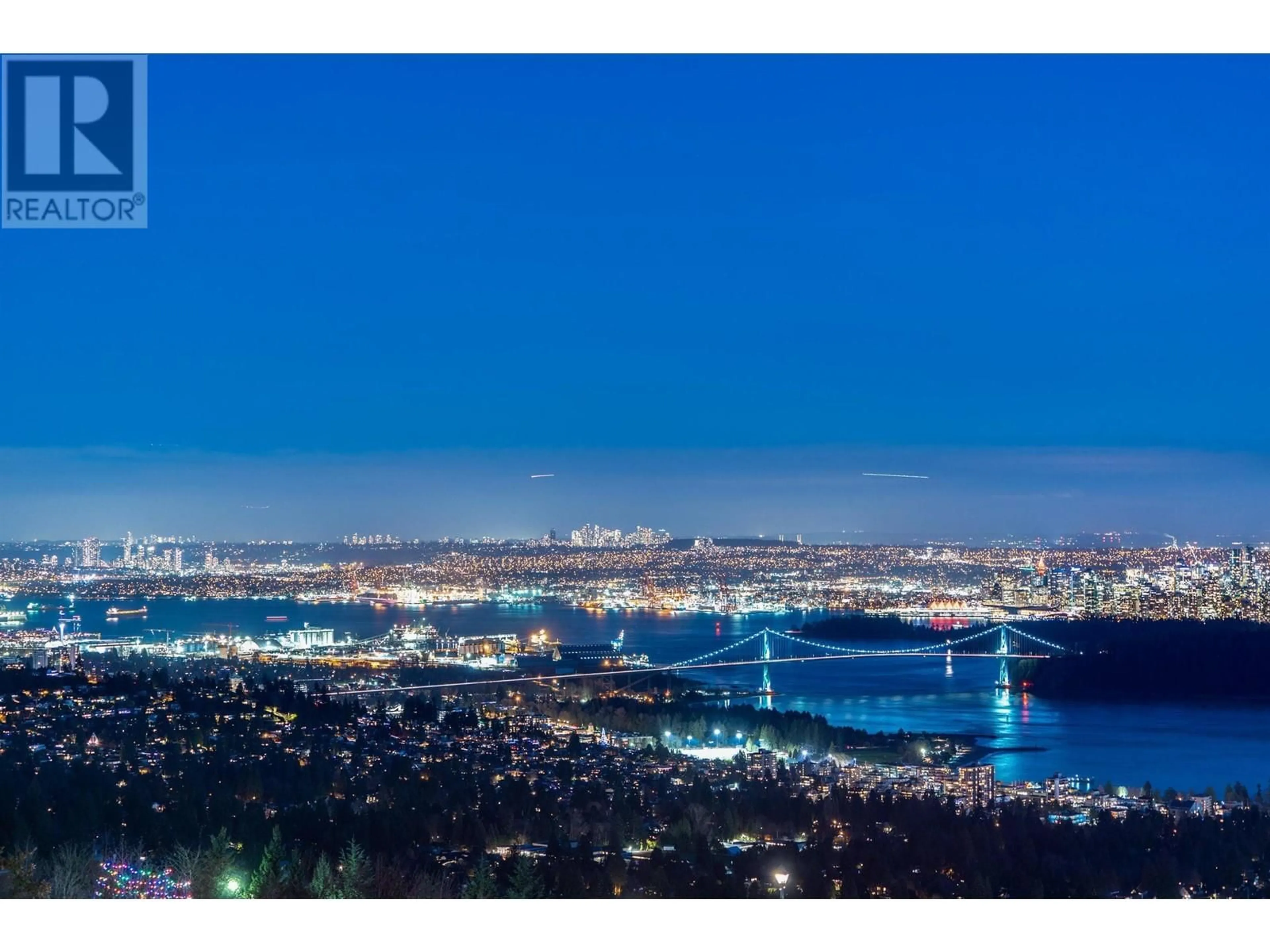 Blurry image for 2426 HALSTON COURT, West Vancouver British Columbia V7S3K3
