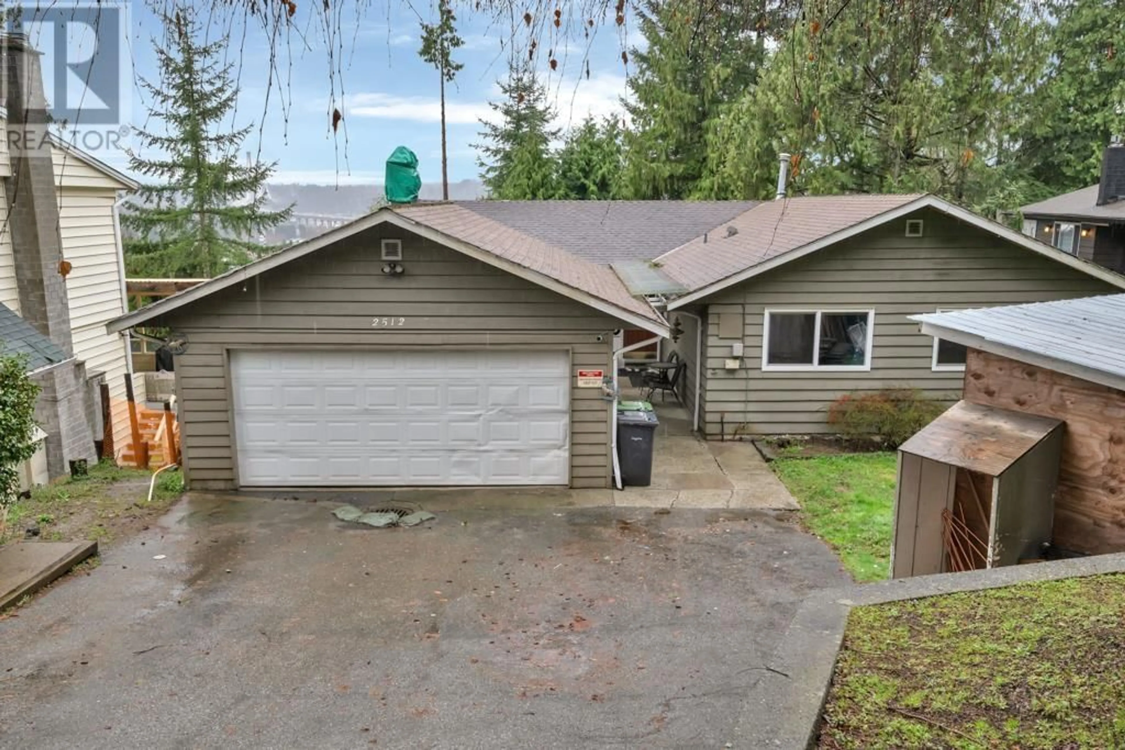 A pic from outside/outdoor area/front of a property/back of a property/a pic from drone, unknown for 2512 PENSHURST COURT, Coquitlam British Columbia V3K5S1