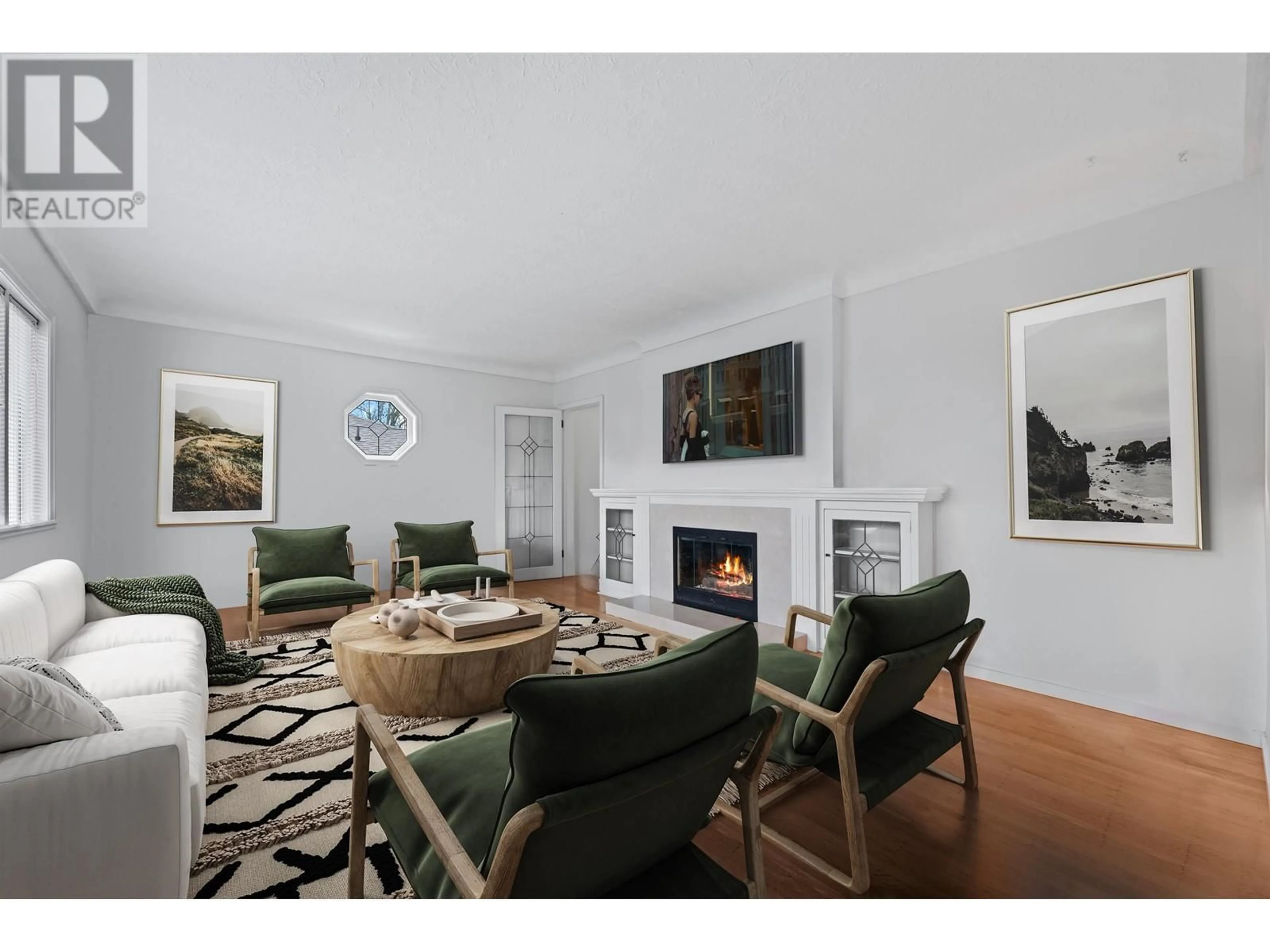 Living room with furniture, unknown for 2187 KINGS AVENUE, West Vancouver British Columbia V7V2B9