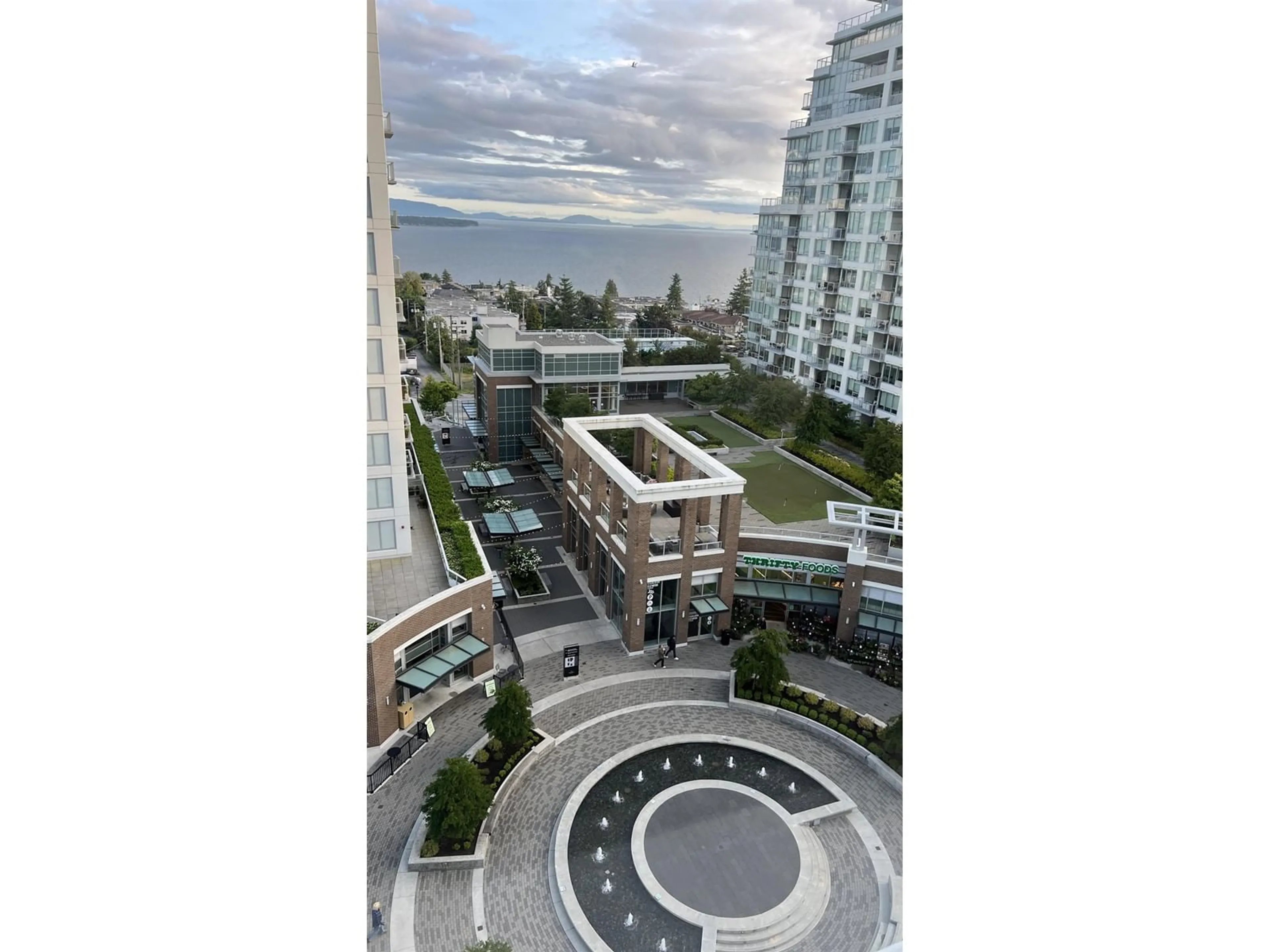 A pic from outside/outdoor area/front of a property/back of a property/a pic from drone, city buildings view from balcony for 902 - 1473 JOHNSTON, White Rock British Columbia V4B0A2