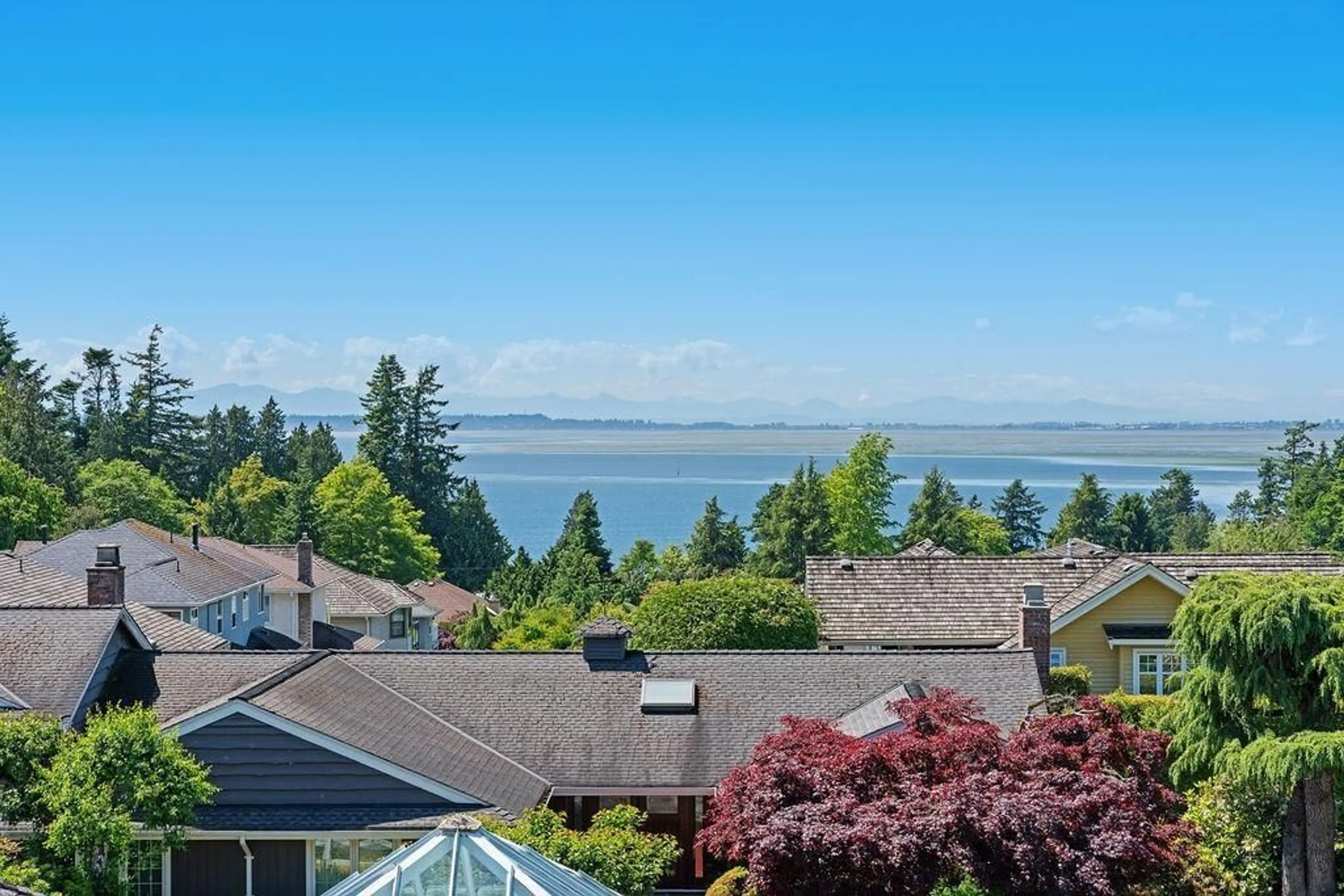 A pic from outside/outdoor area/front of a property/back of a property/a pic from drone, water/lake/river/ocean view for 306 - 1725 128, Surrey British Columbia V4A3V2